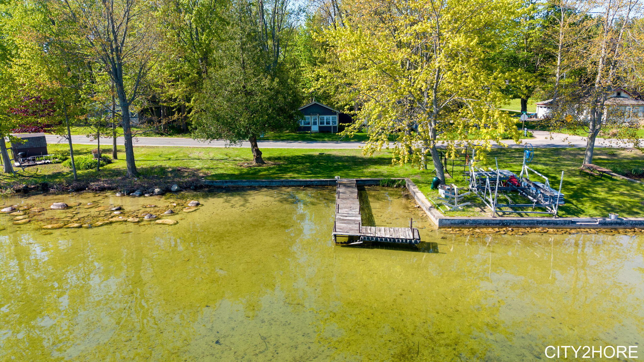 5964 122nd Avenue Fennville MI 49408