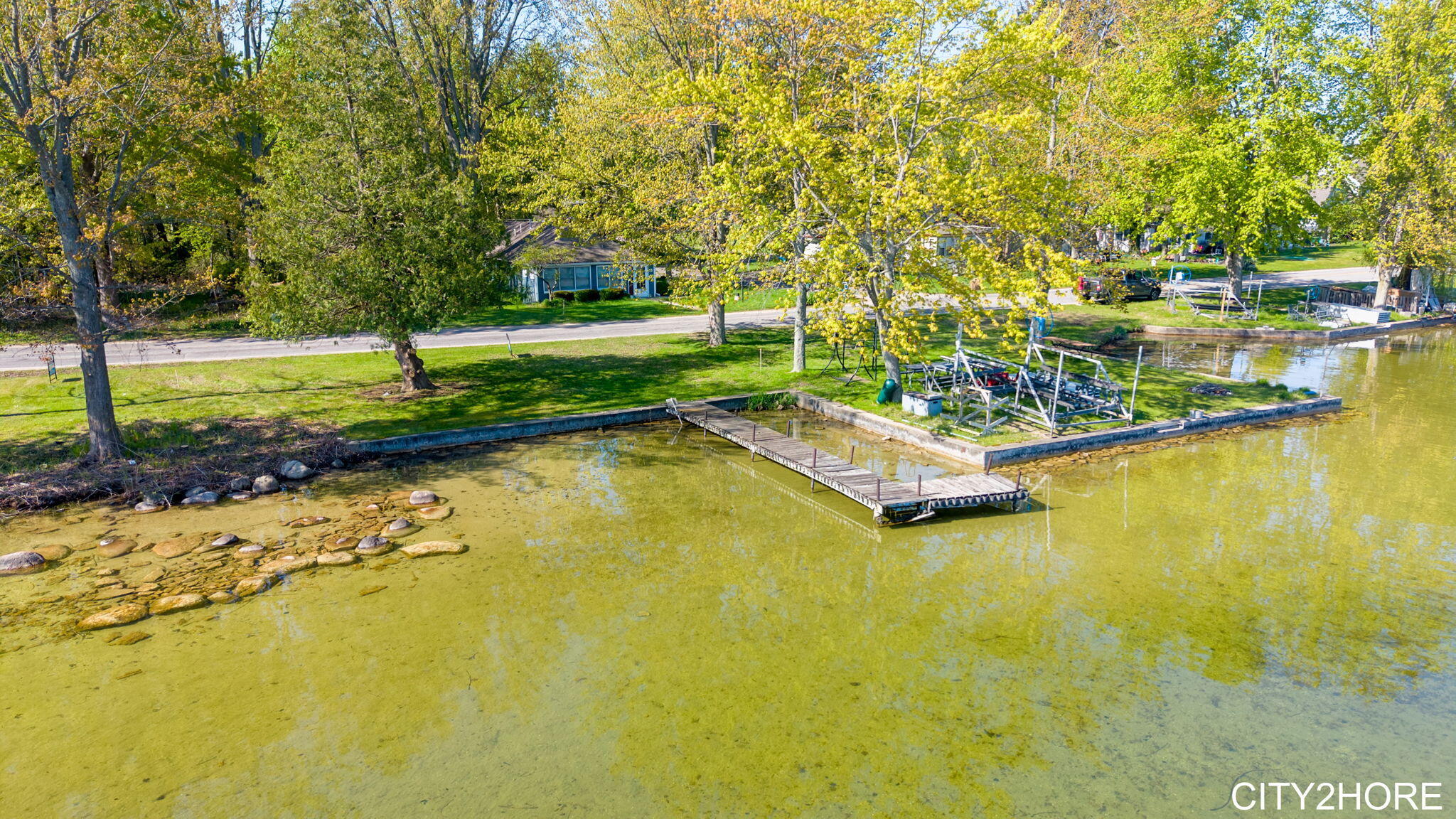 5964 122nd Avenue Fennville MI 49408