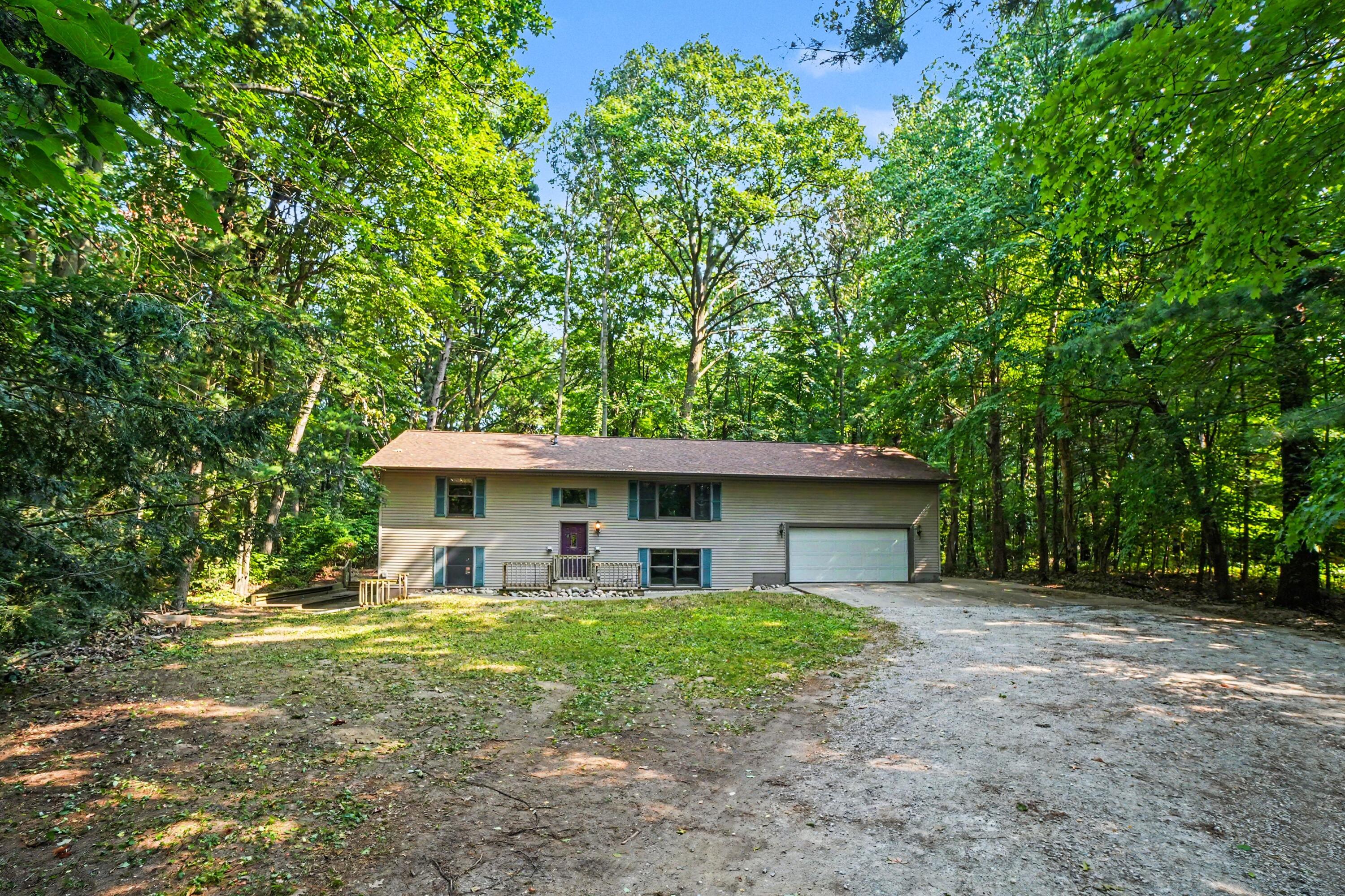 16137 Comstock Street Grand Haven MI 49417