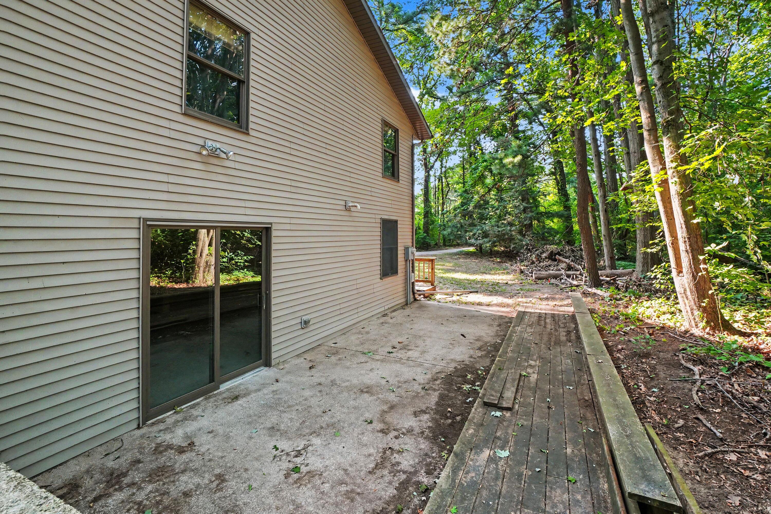 16137 Comstock Street Grand Haven MI 49417