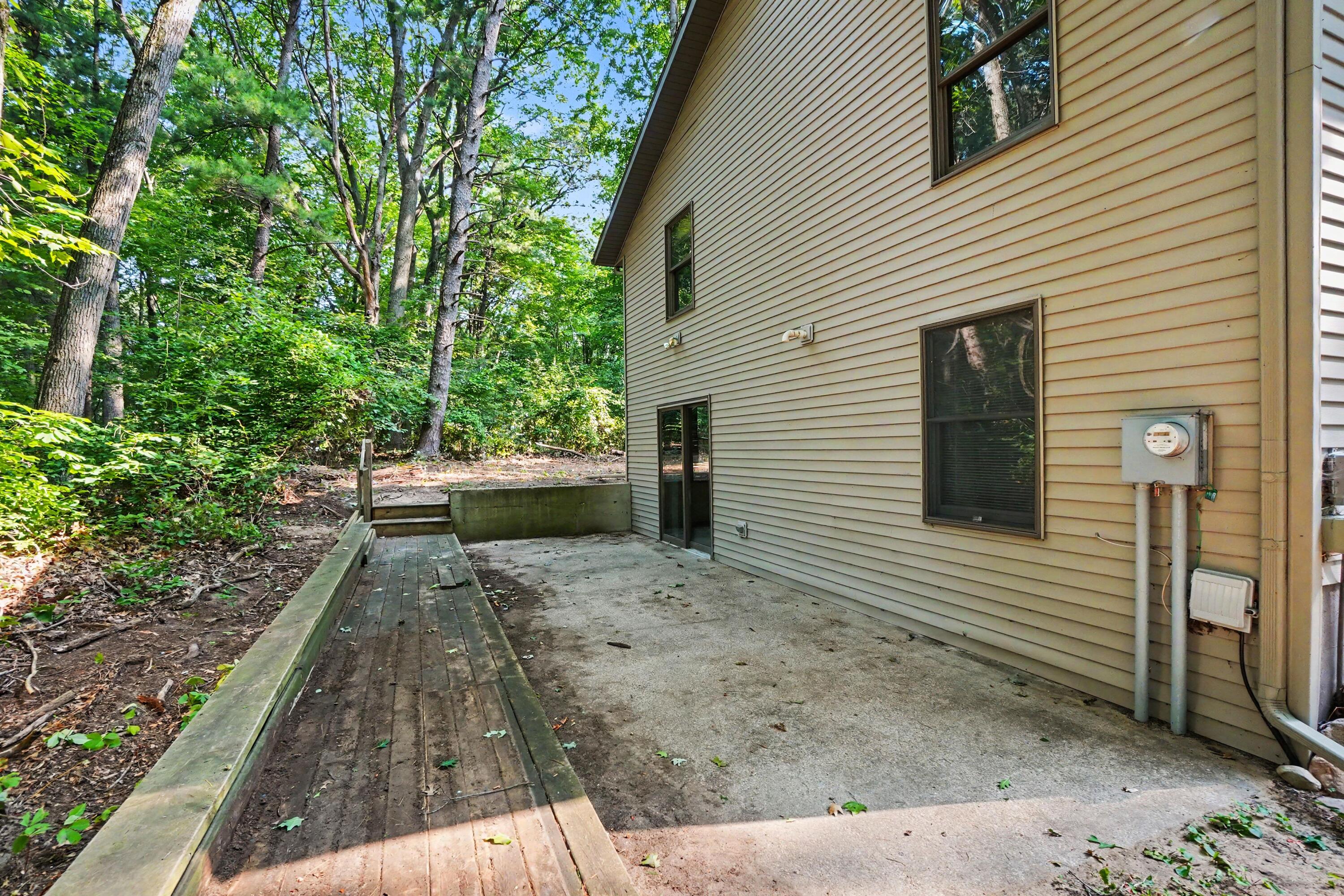 16137 Comstock Street Grand Haven MI 49417