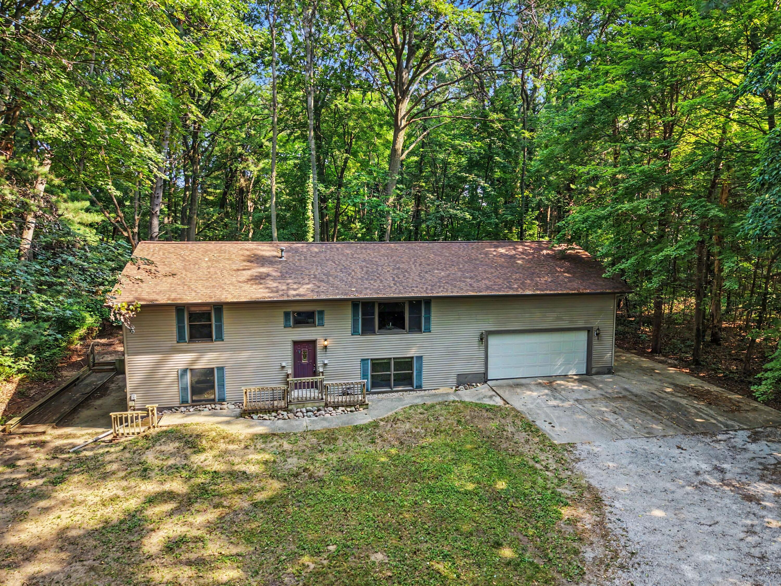 16137 Comstock Street Grand Haven MI 49417