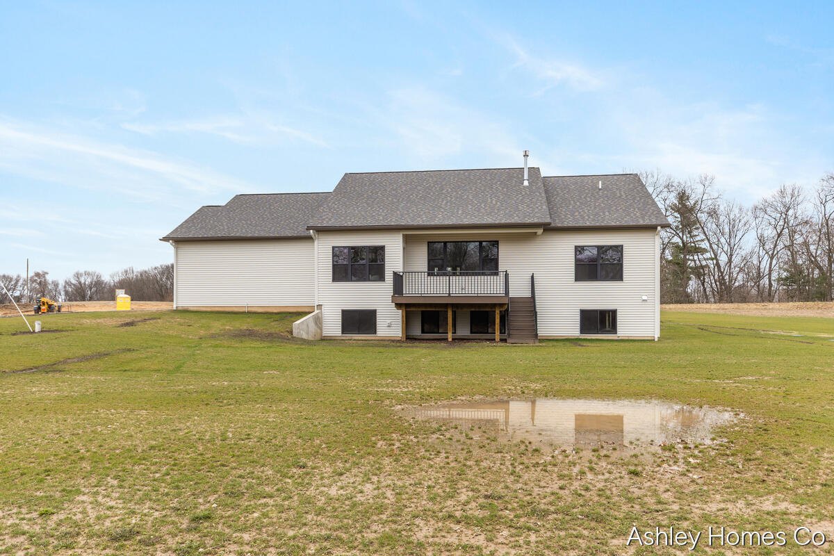 11035 Shaner Avenue NE Rockford MI 49341