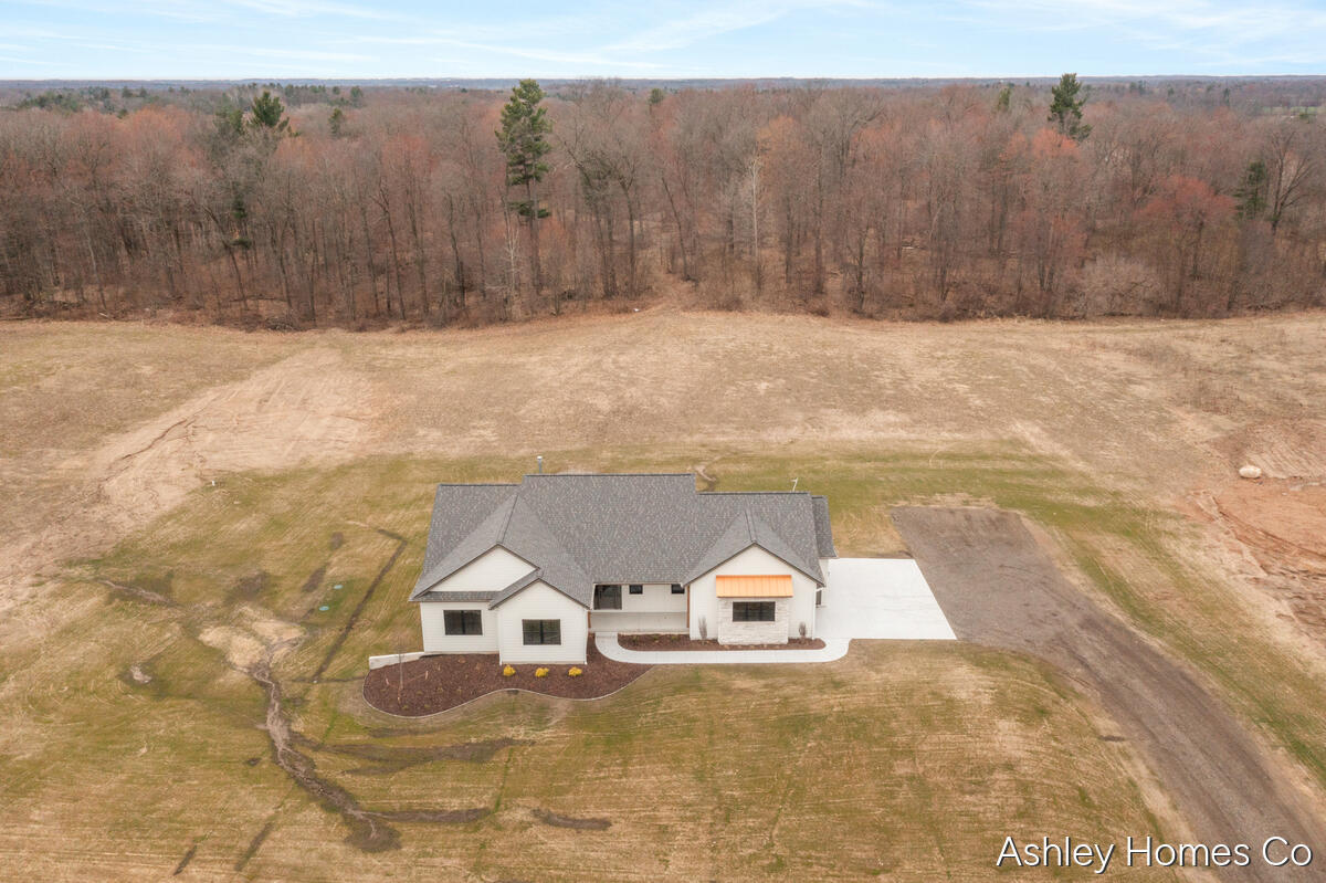 11035 Shaner Avenue NE Rockford MI 49341