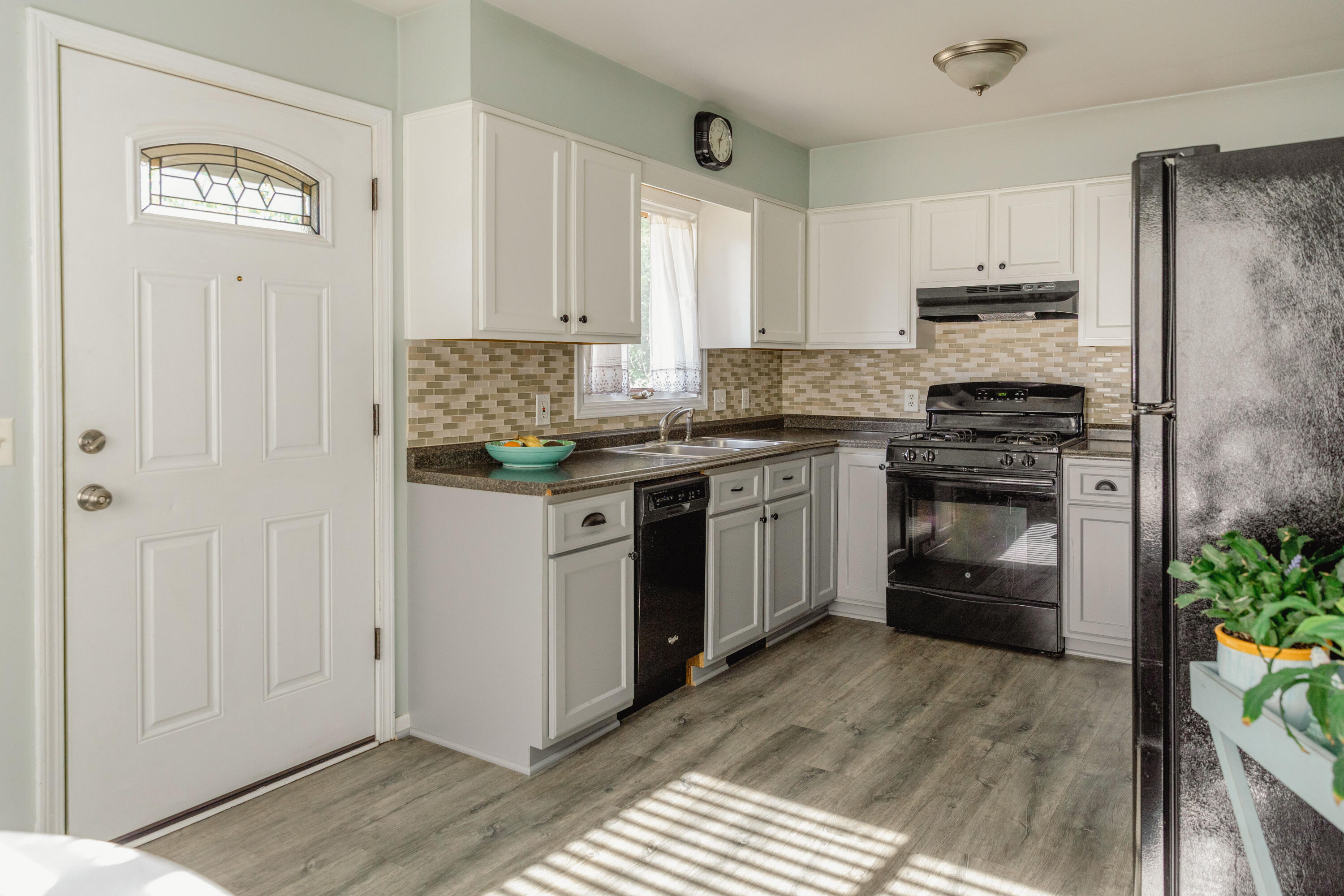 1012 Calvary Avenue NW Grand Rapids MI 49504