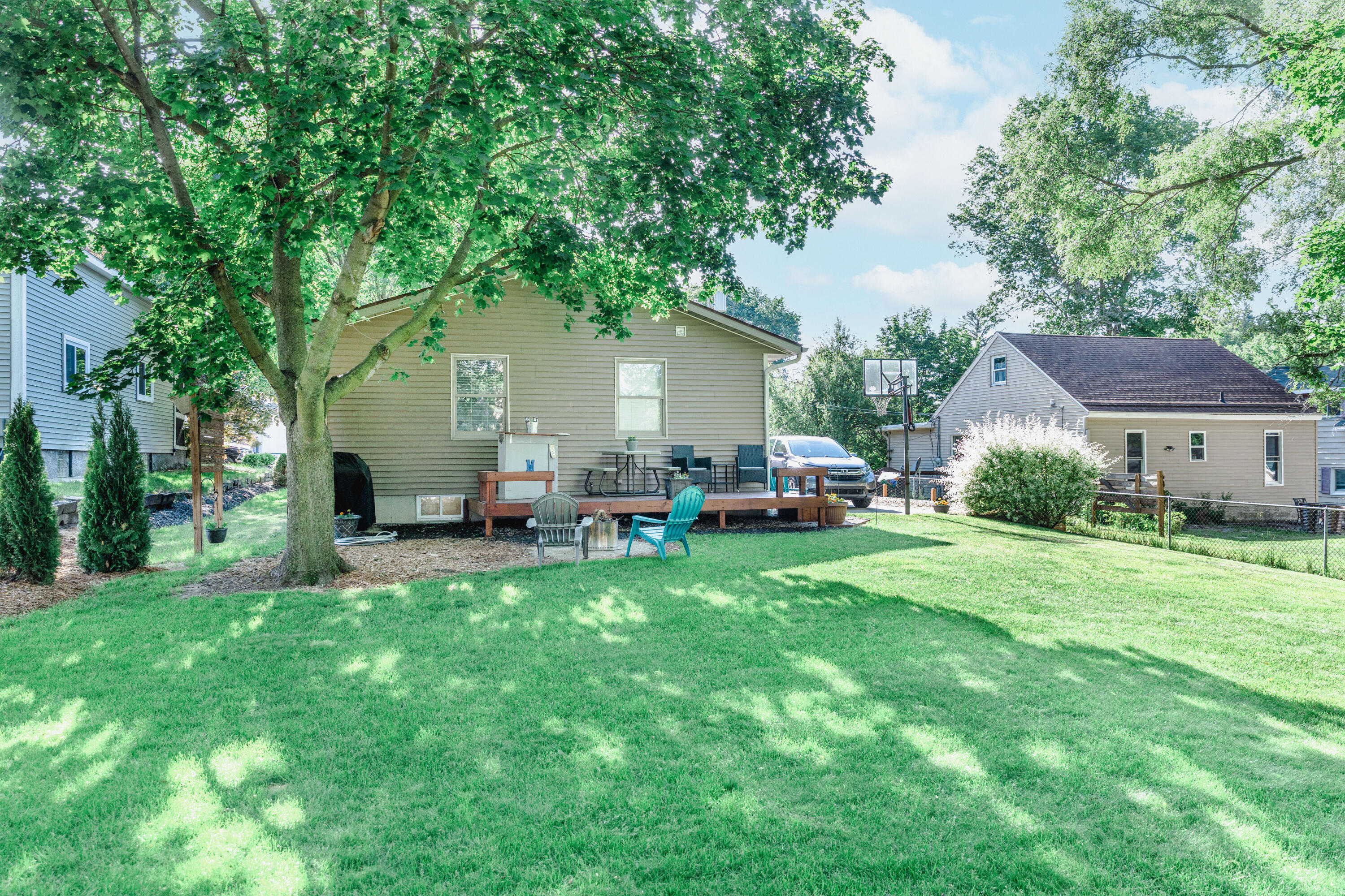 1012 Calvary Avenue NW Grand Rapids MI 49504
