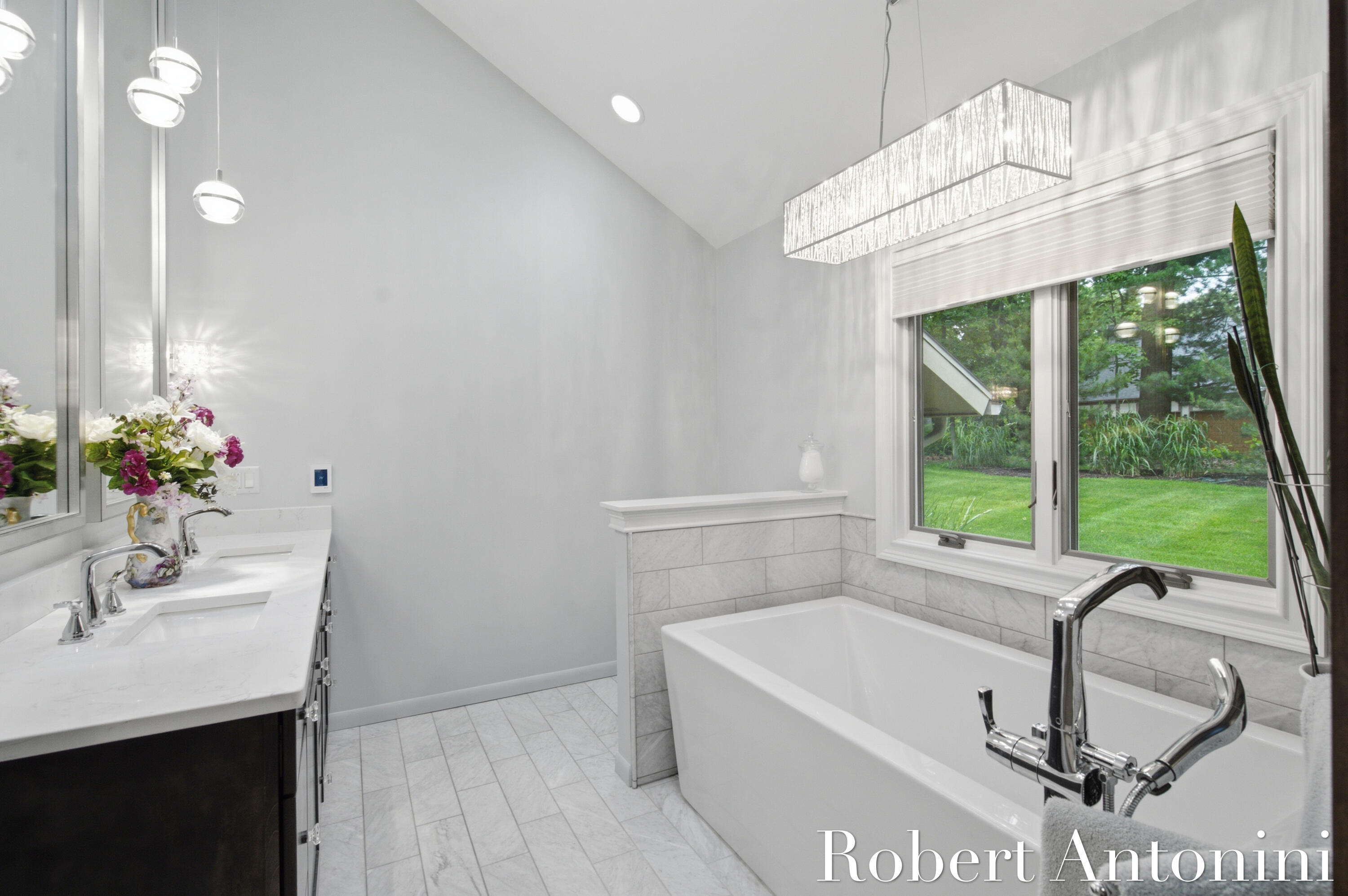 1708 Mont Rue Drive SE Grand Rapids MI 49546