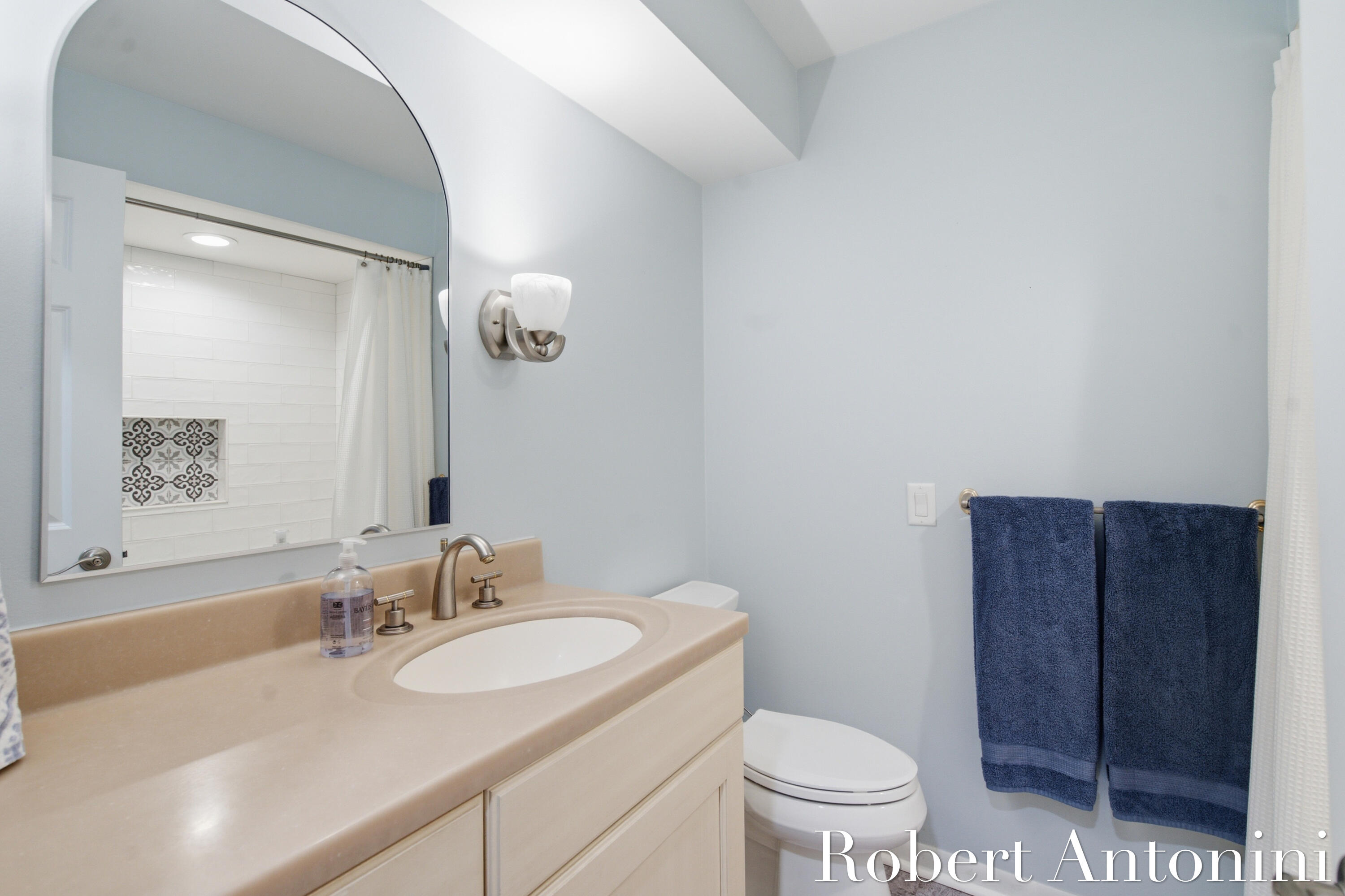 1708 Mont Rue Drive SE Grand Rapids MI 49546