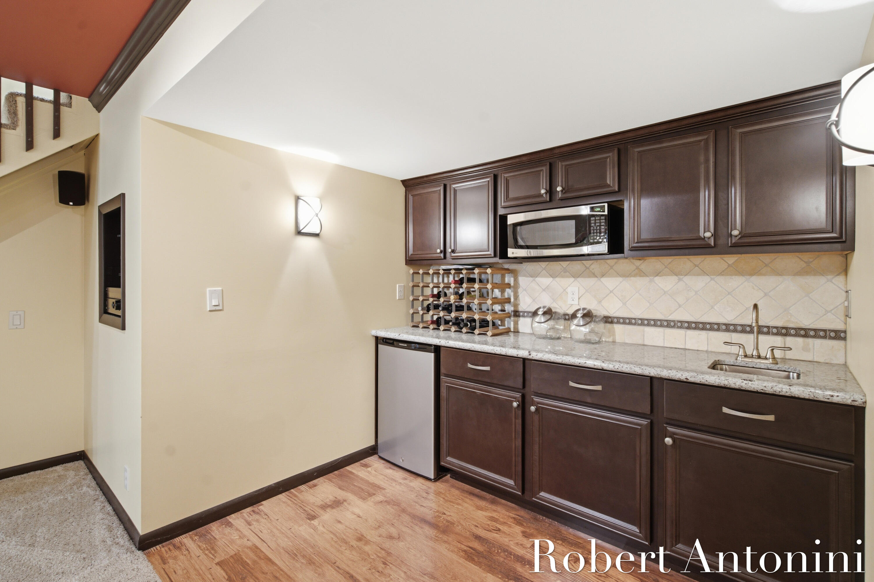 1708 Mont Rue Drive SE Grand Rapids MI 49546