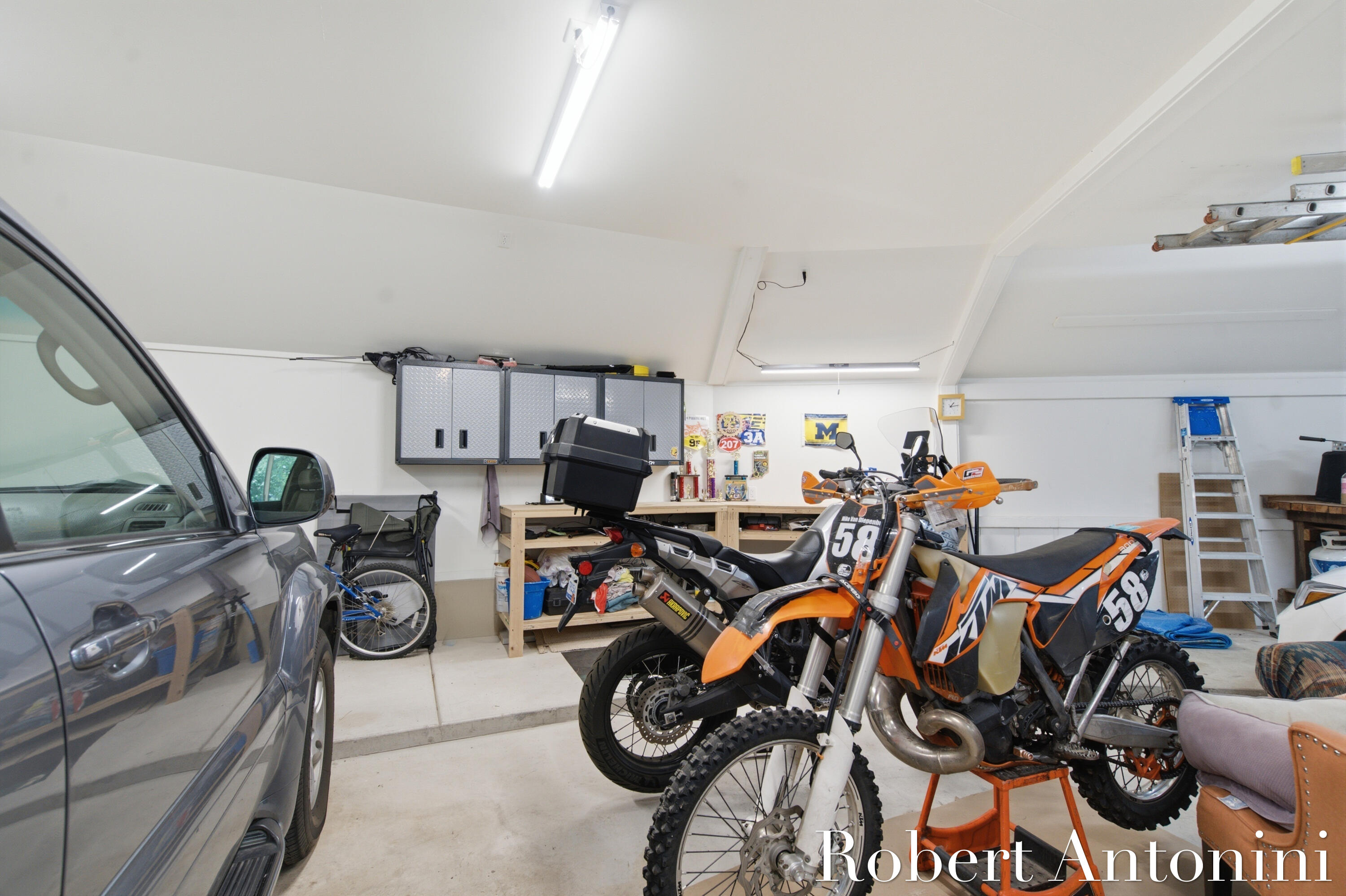 1708 Mont Rue Drive SE Grand Rapids MI 49546