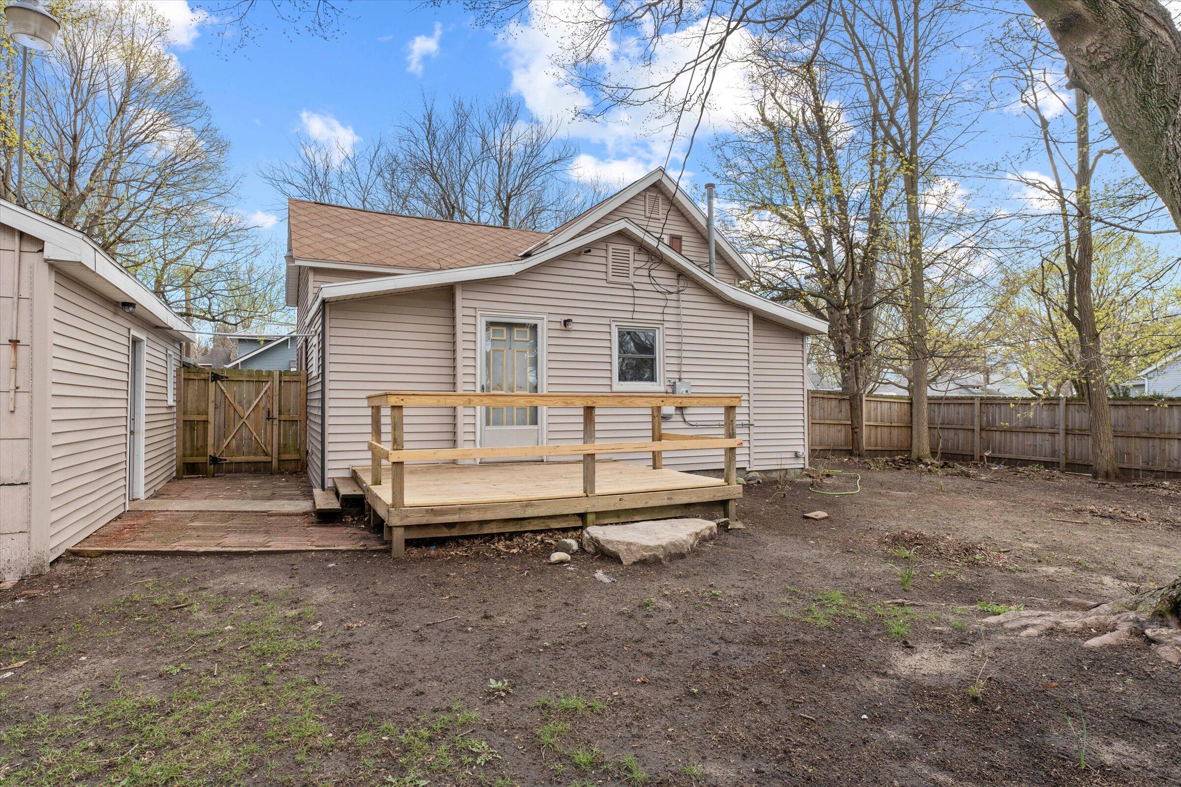 1301 Regent Street Niles MI 49120