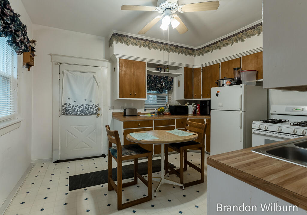 1287 Palmer Avenue Muskegon MI 49441
