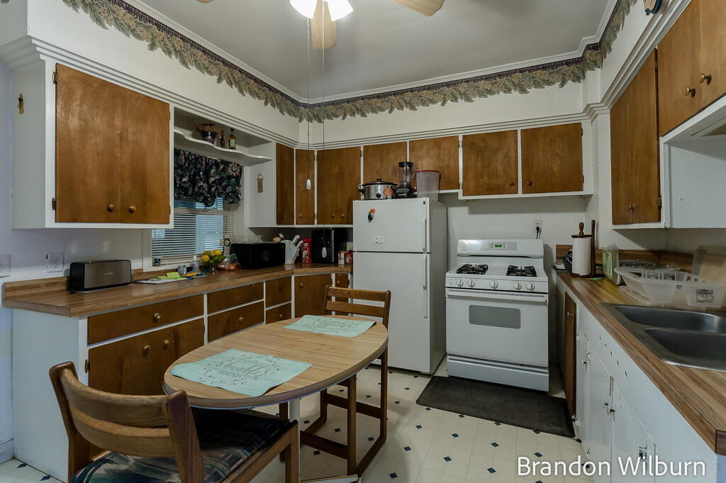 1287 Palmer Avenue Muskegon MI 49441