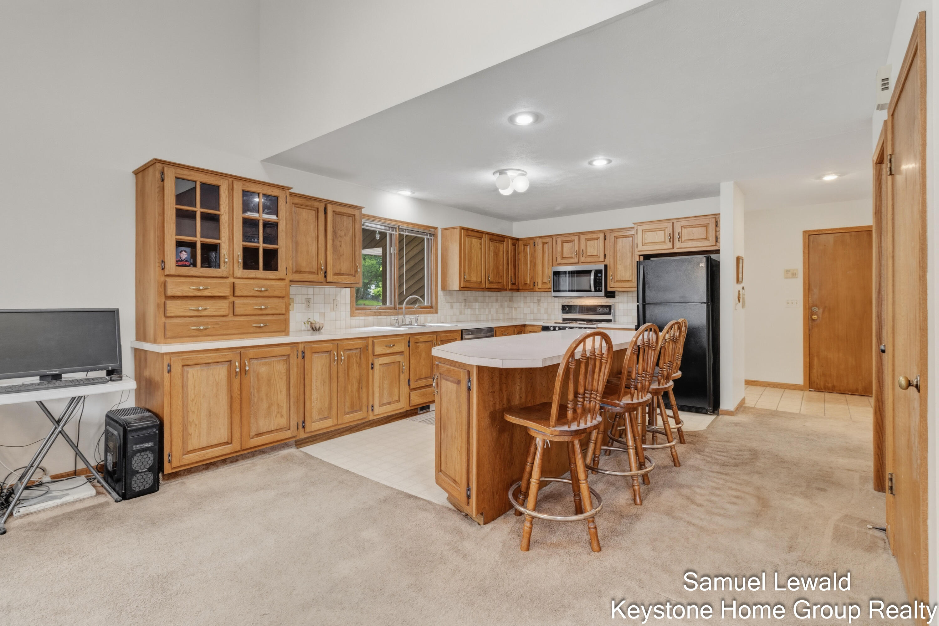4551 Springmont Drive SE Grand Rapids MI 49512