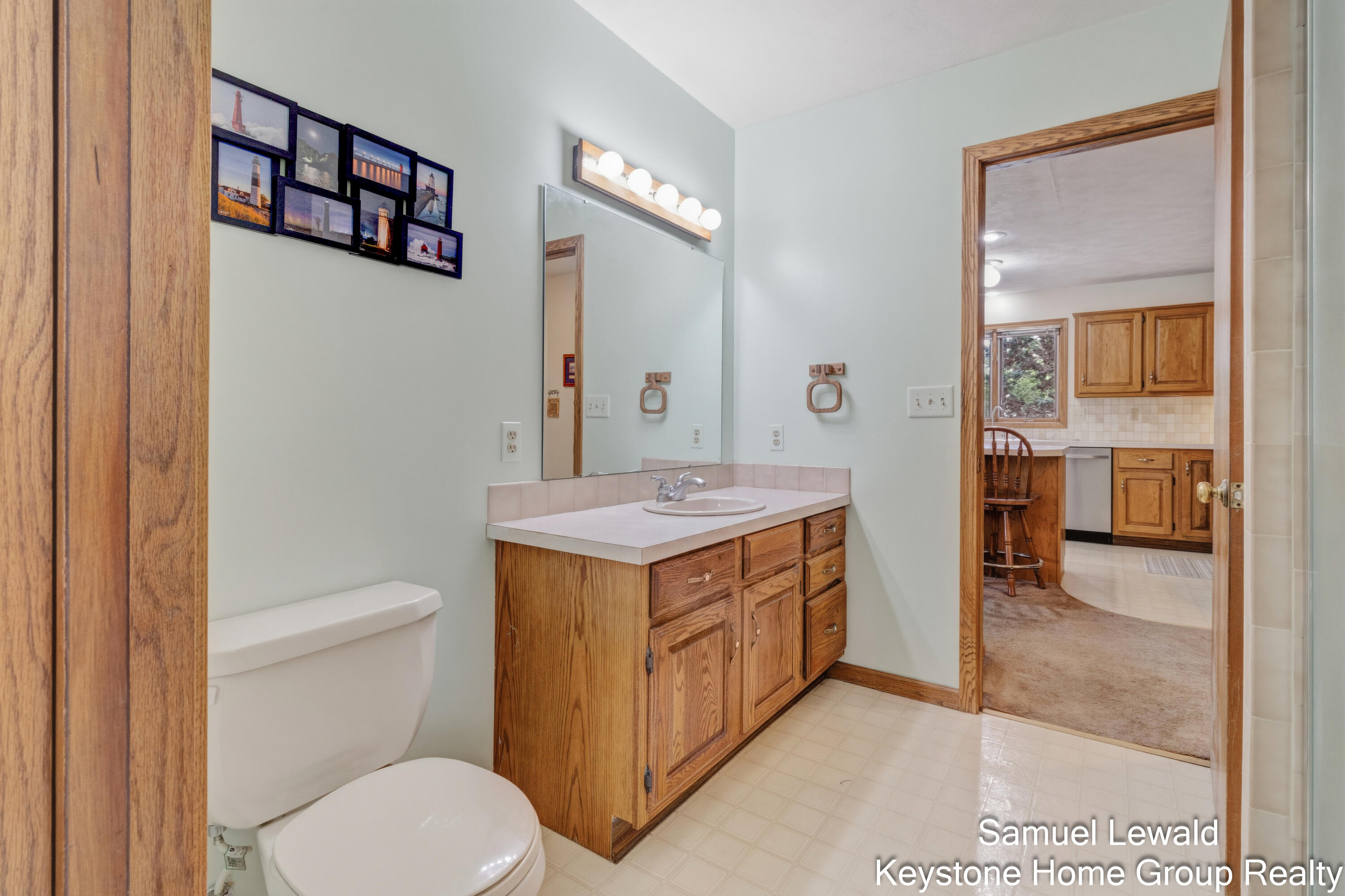 4551 Springmont Drive SE Grand Rapids MI 49512