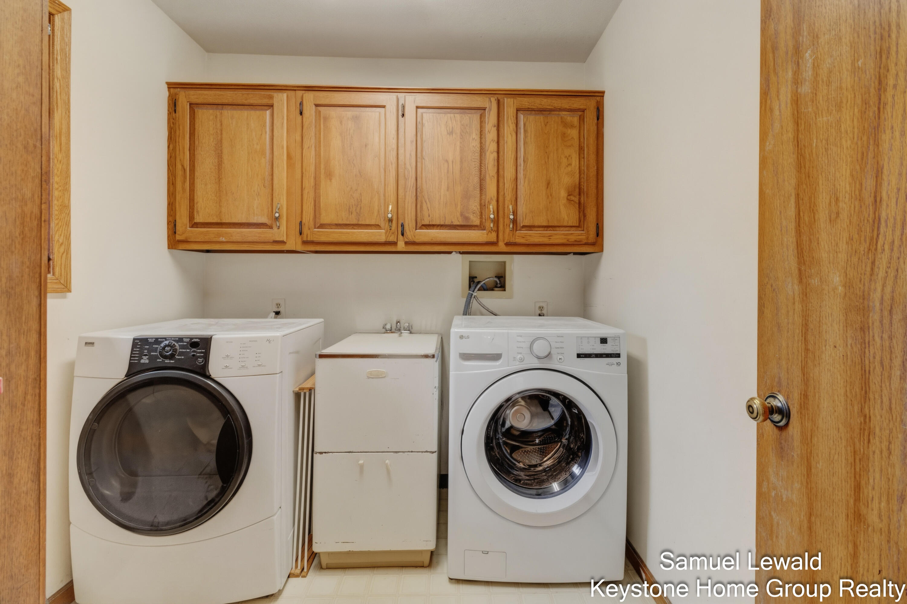 4551 Springmont Drive SE Grand Rapids MI 49512