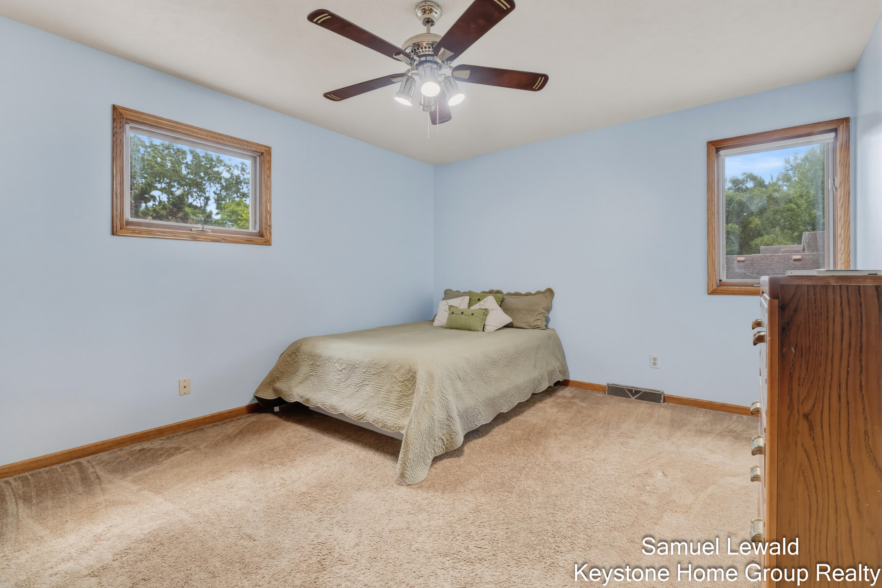 4551 Springmont Drive SE Grand Rapids MI 49512