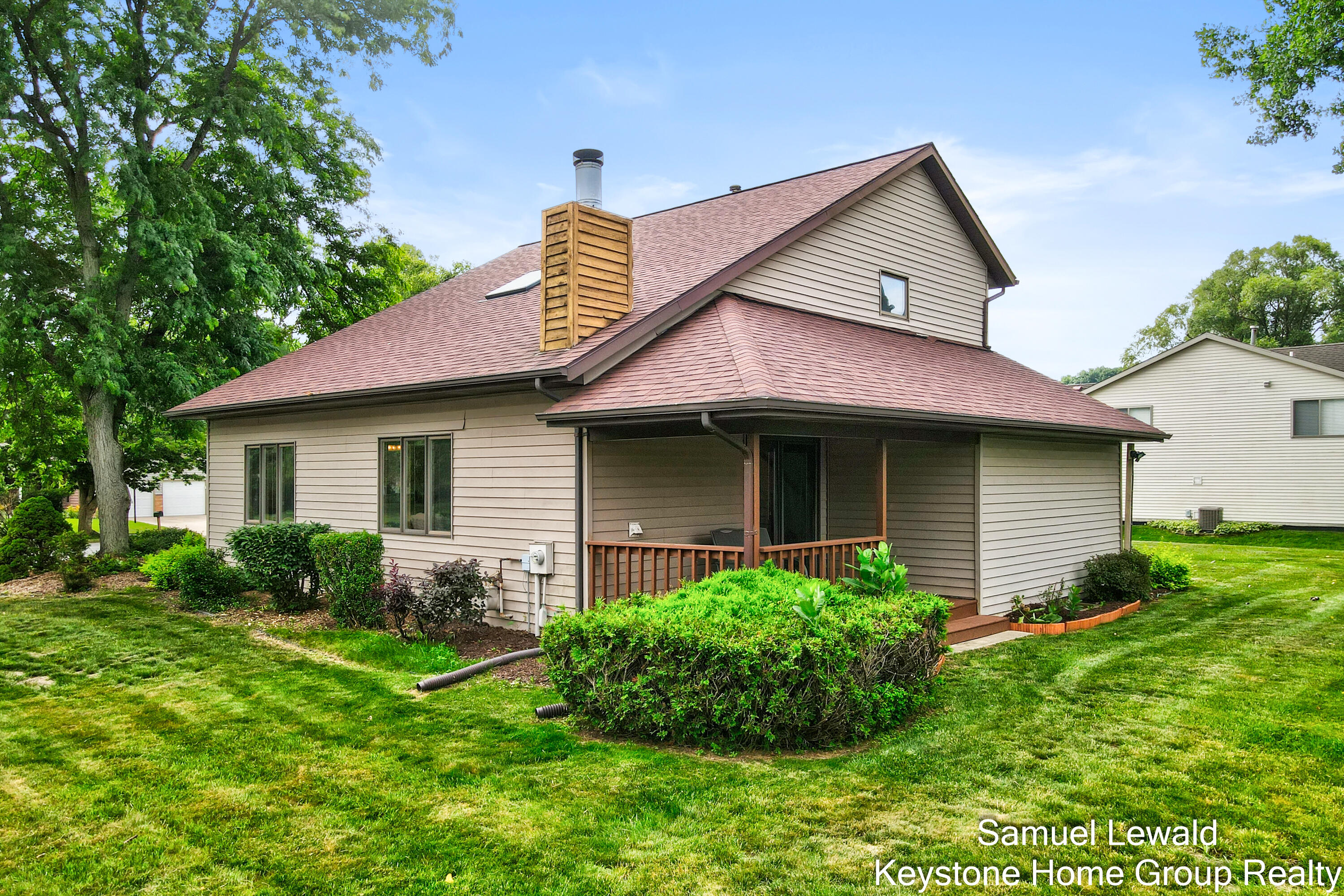 4551 Springmont Drive SE Grand Rapids MI 49512