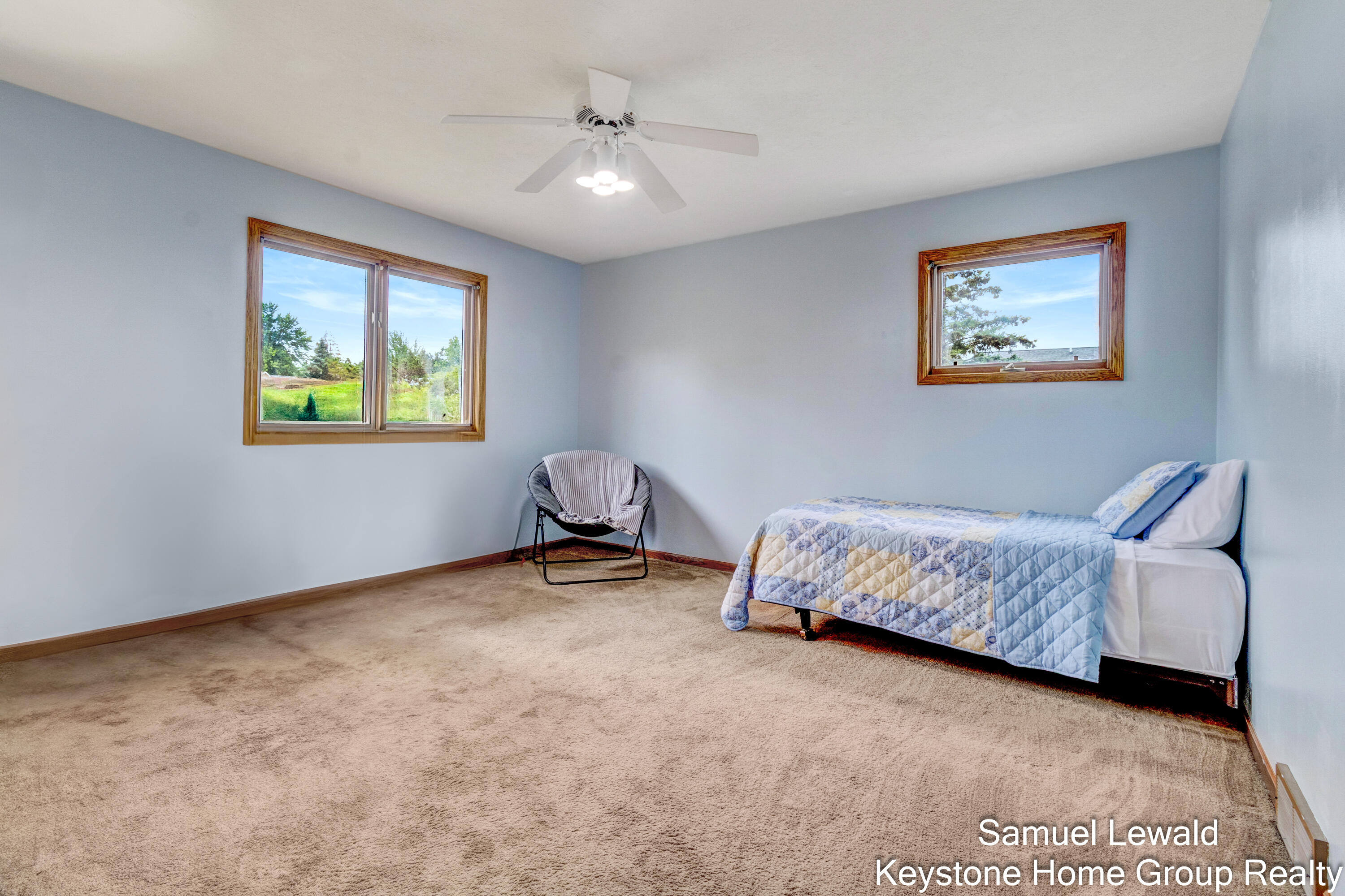 4551 Springmont Drive SE Grand Rapids MI 49512