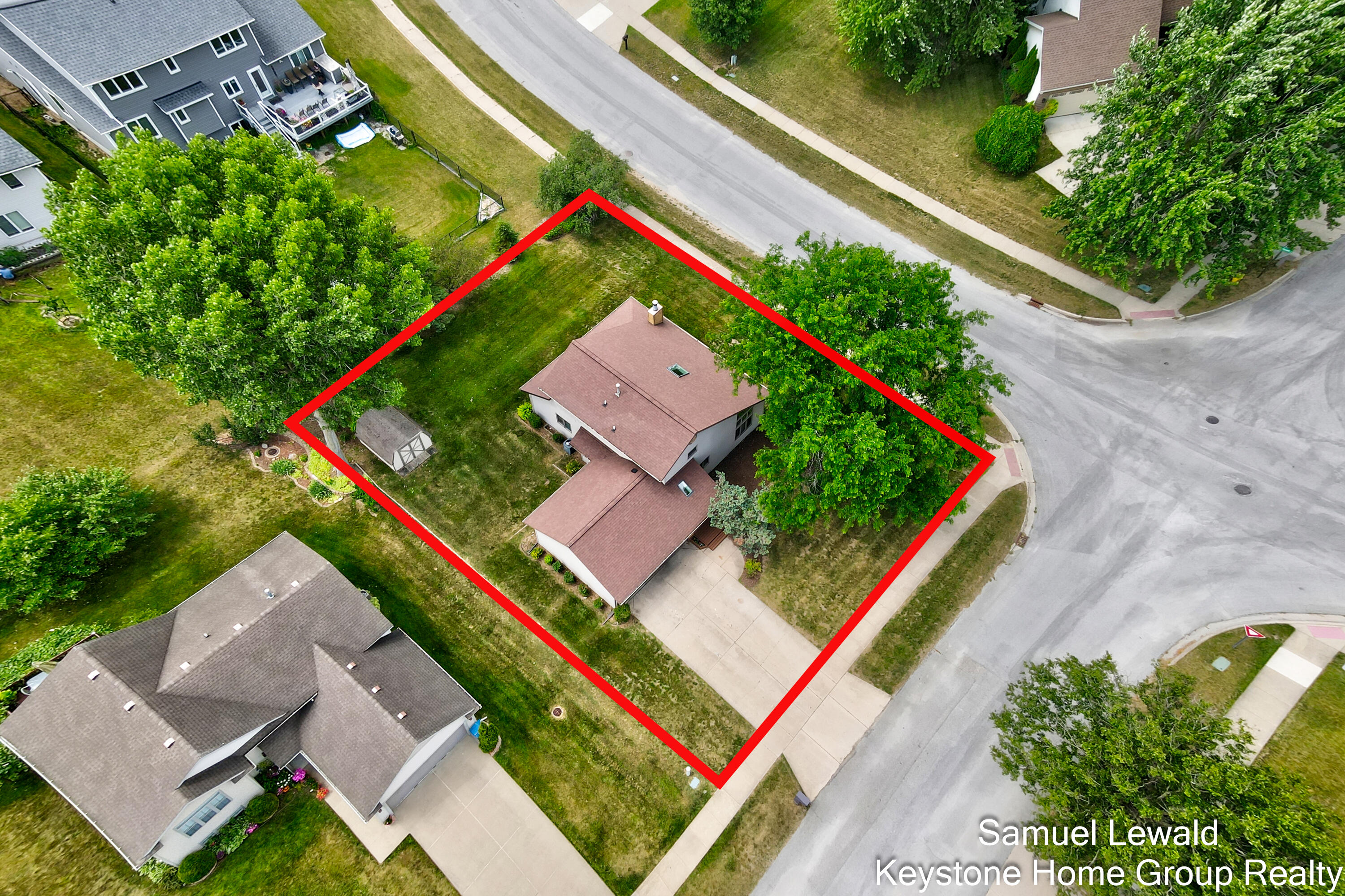 4551 Springmont Drive SE Grand Rapids MI 49512