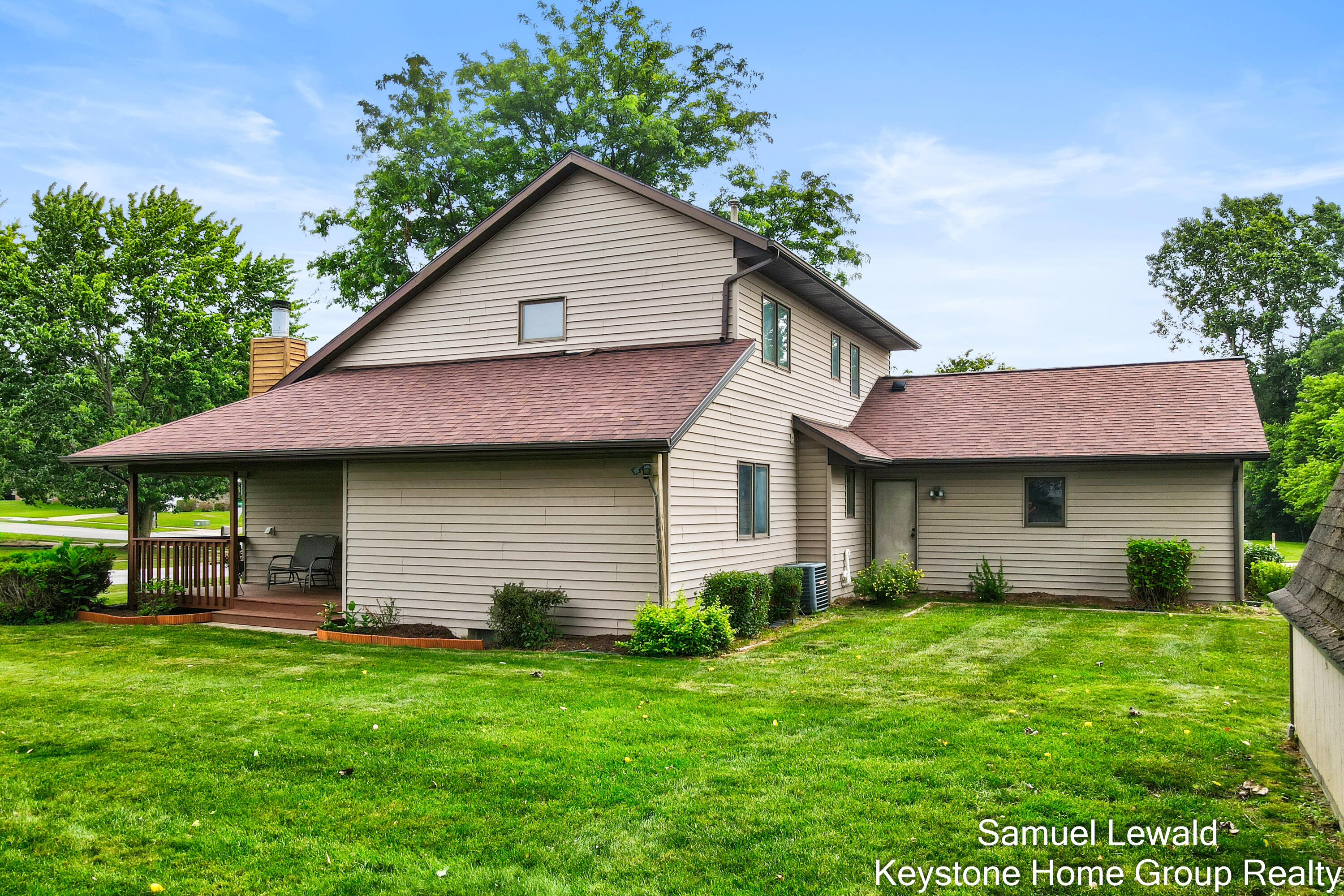 4551 Springmont Drive SE Grand Rapids MI 49512