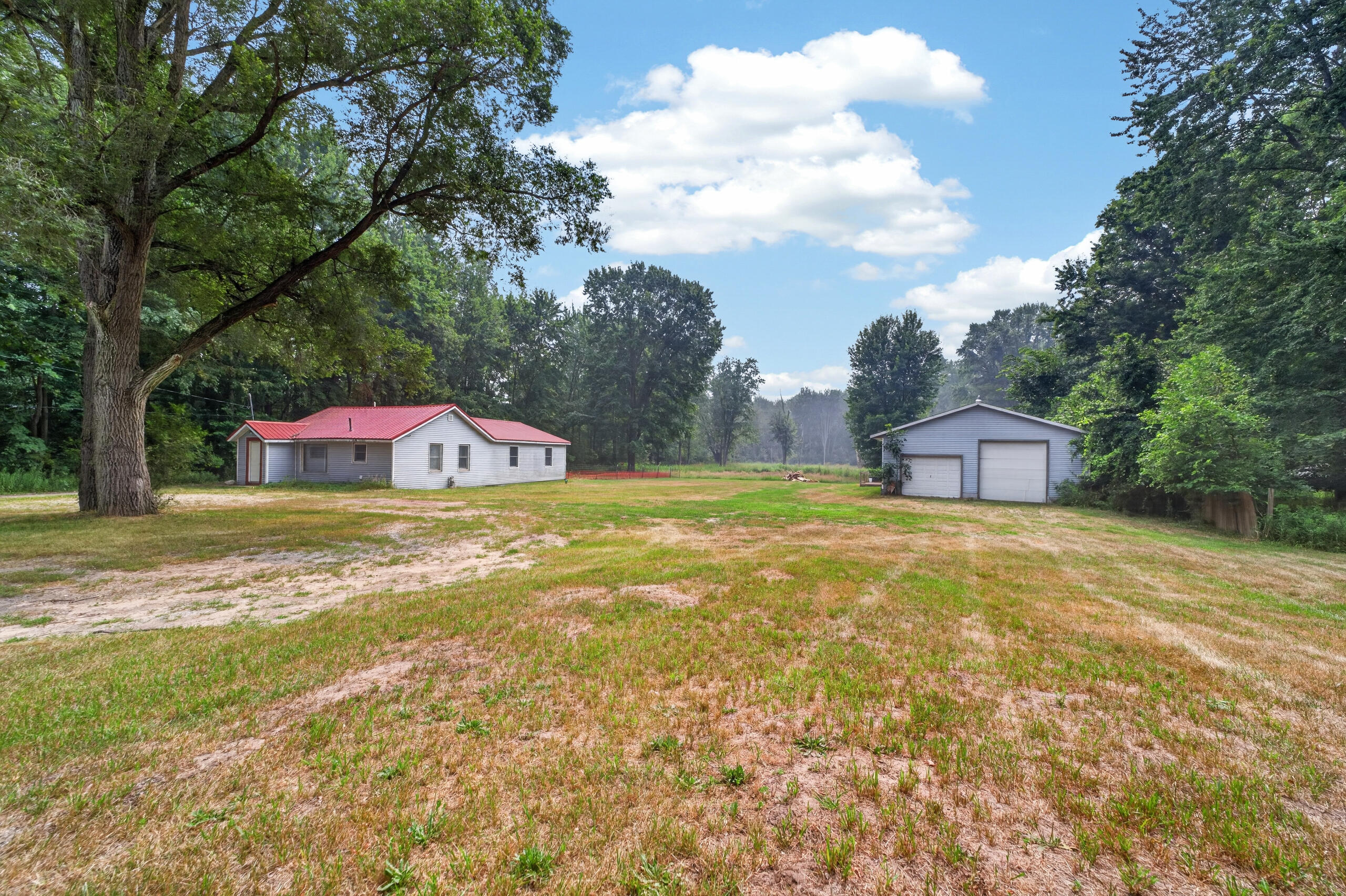 3065 Black Creek Road Muskegon MI 49444