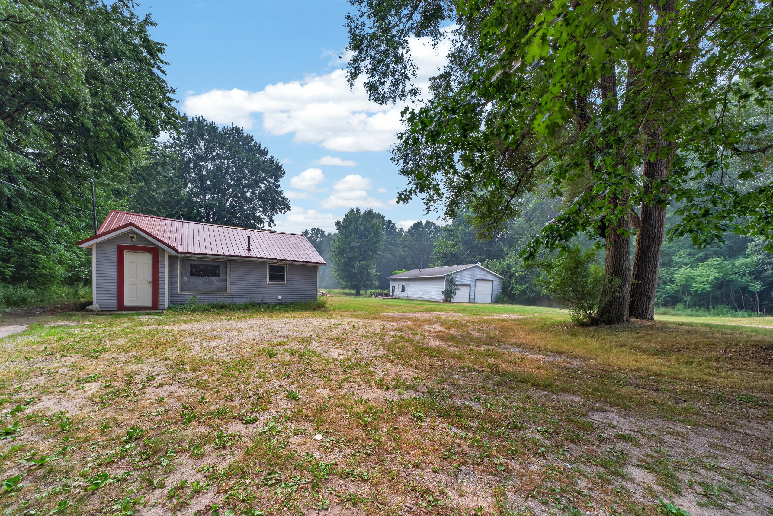 3065 Black Creek Road Muskegon MI 49444