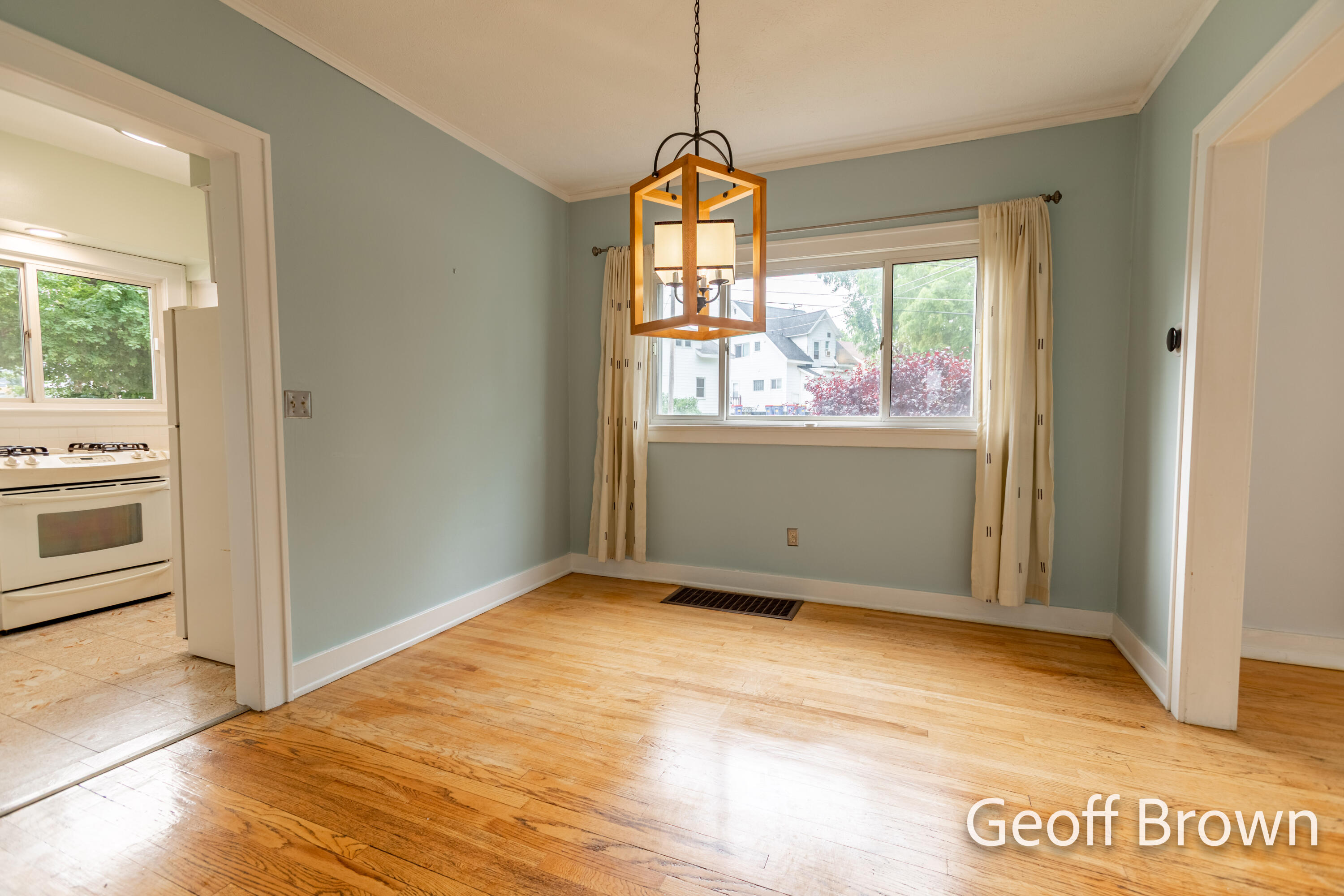 481 Graceland Street NE Grand Rapids MI 49505