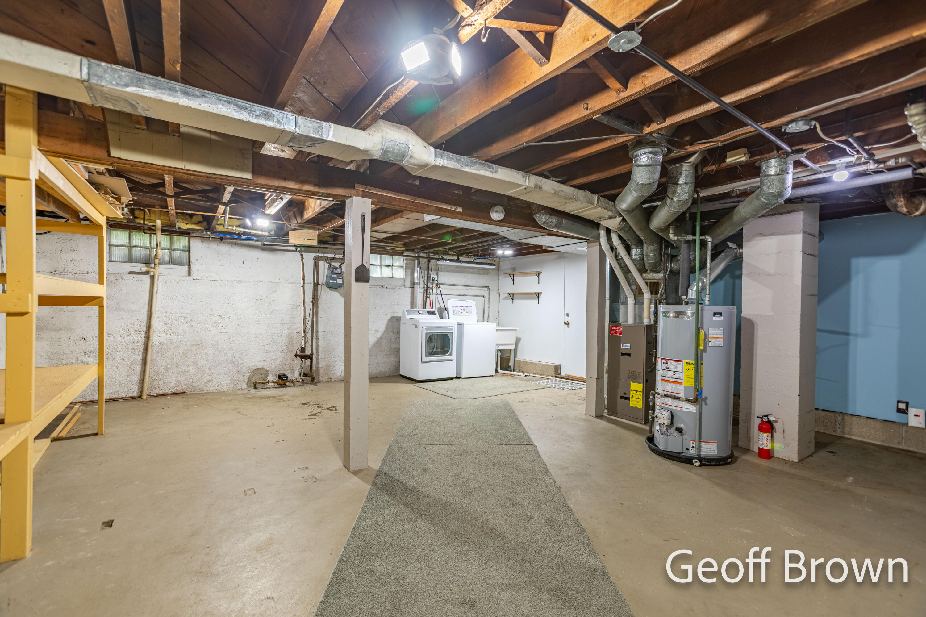 481 Graceland Street NE Grand Rapids MI 49505