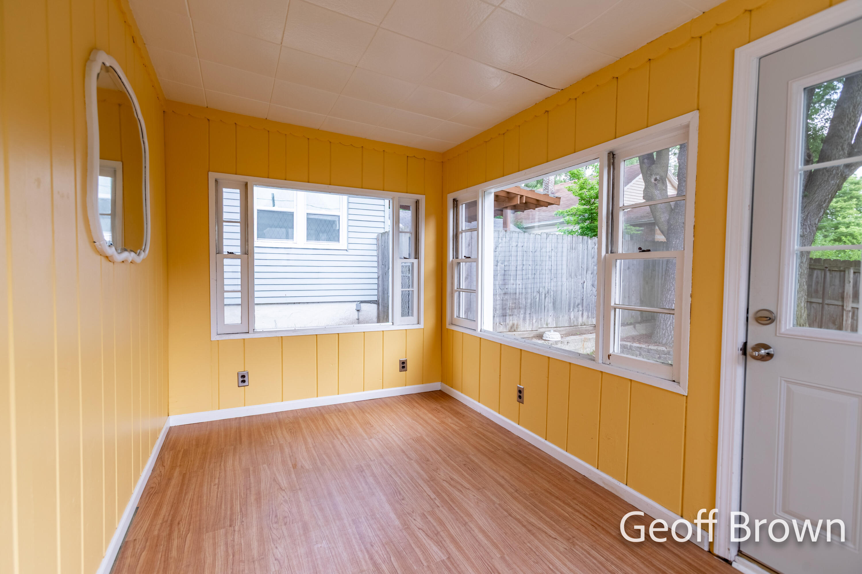 481 Graceland Street NE Grand Rapids MI 49505