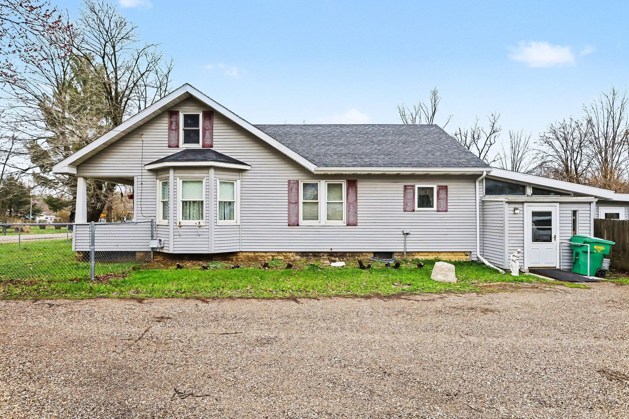 10595 Us Highway 31 Berrien Springs MI 49103