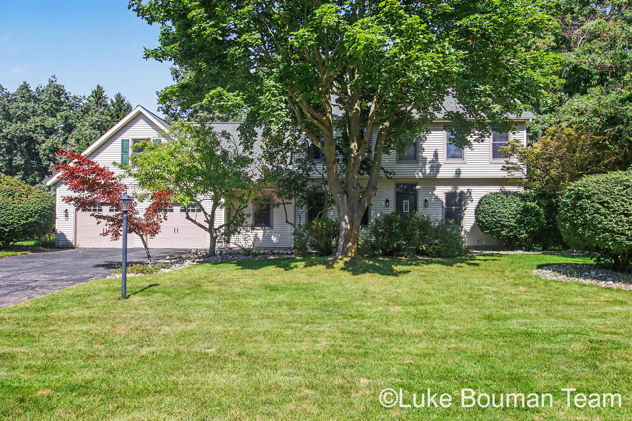 945 Bay Ridge Drive Holland MI 49424