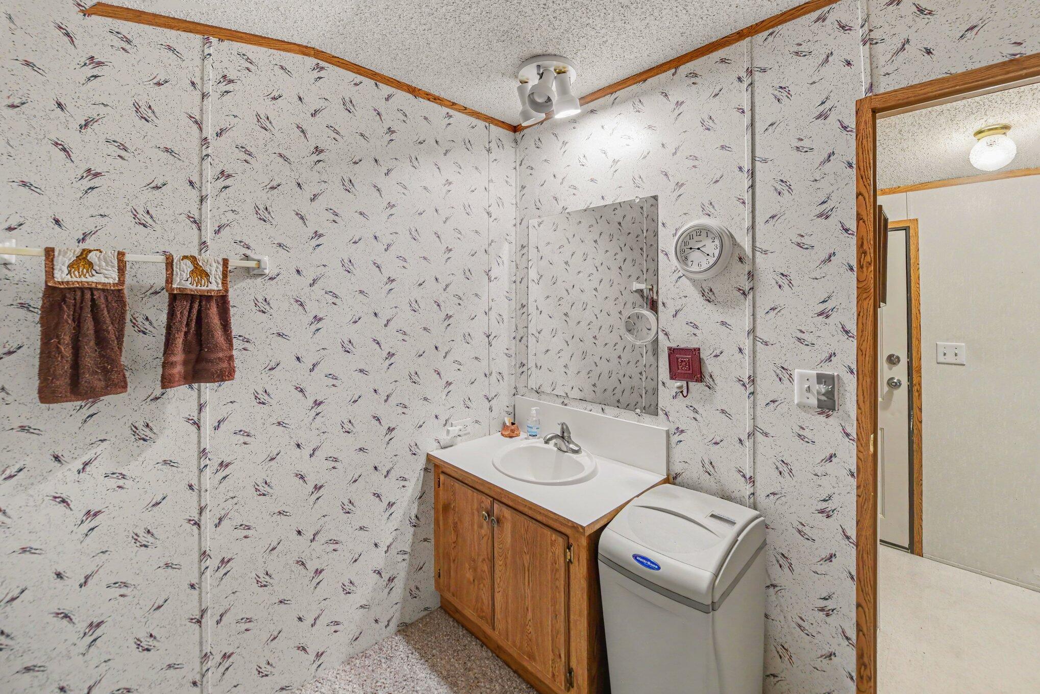 69205 Garver Lake Road Edwardsburg MI 49112