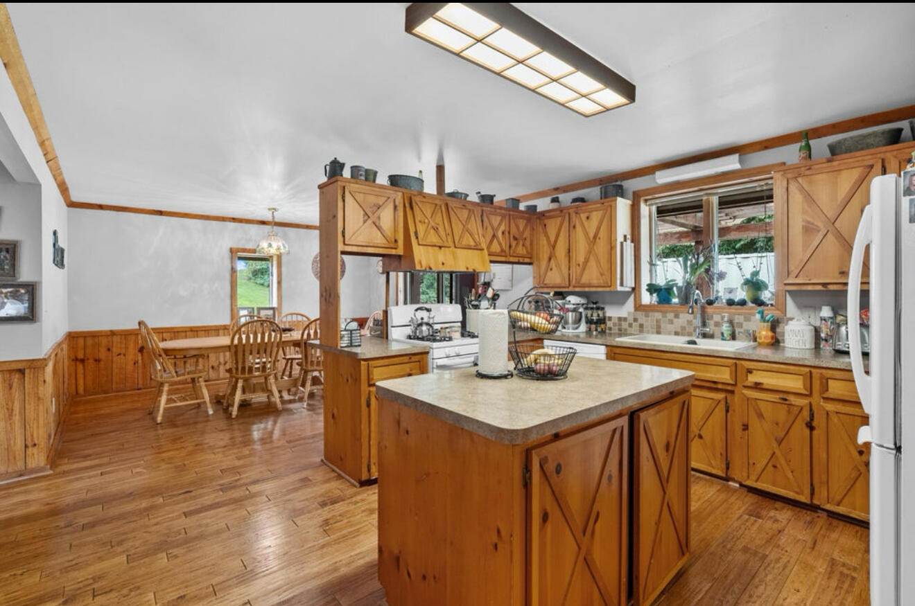 3310 26th Street Hopkins MI 49328