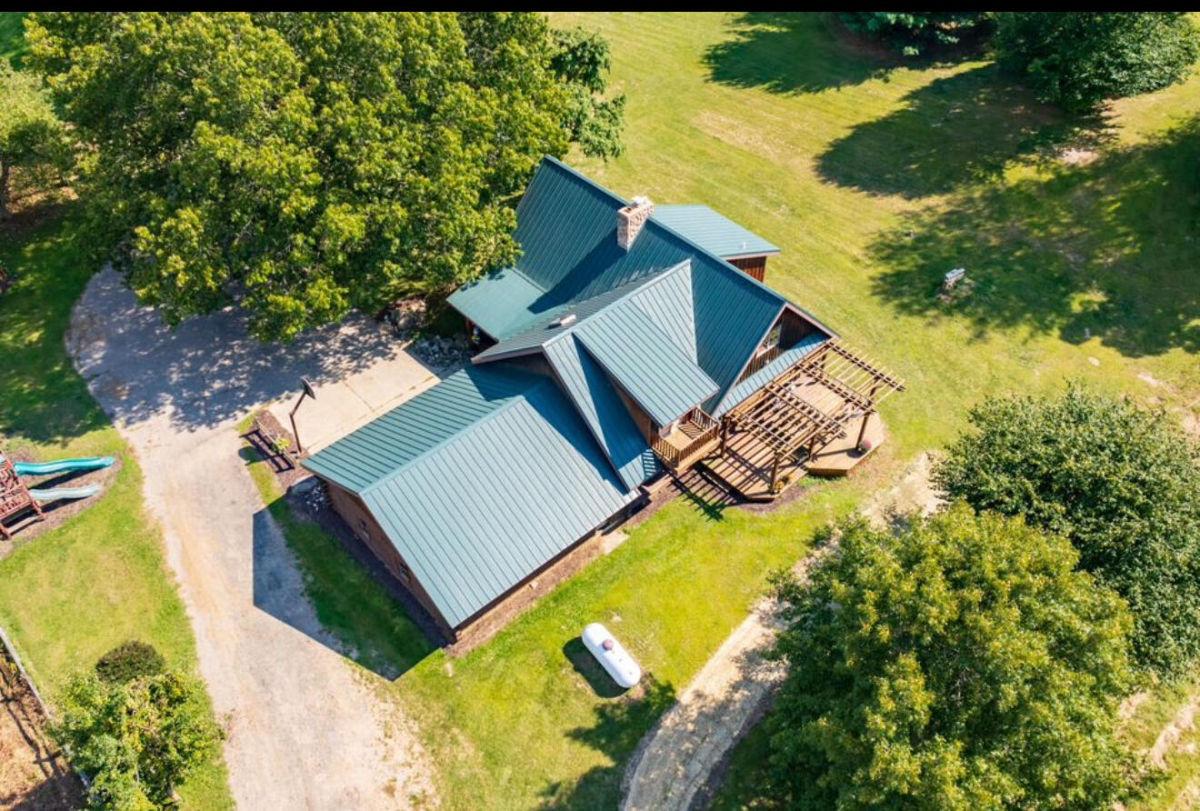 3310 26th Street Hopkins MI 49328