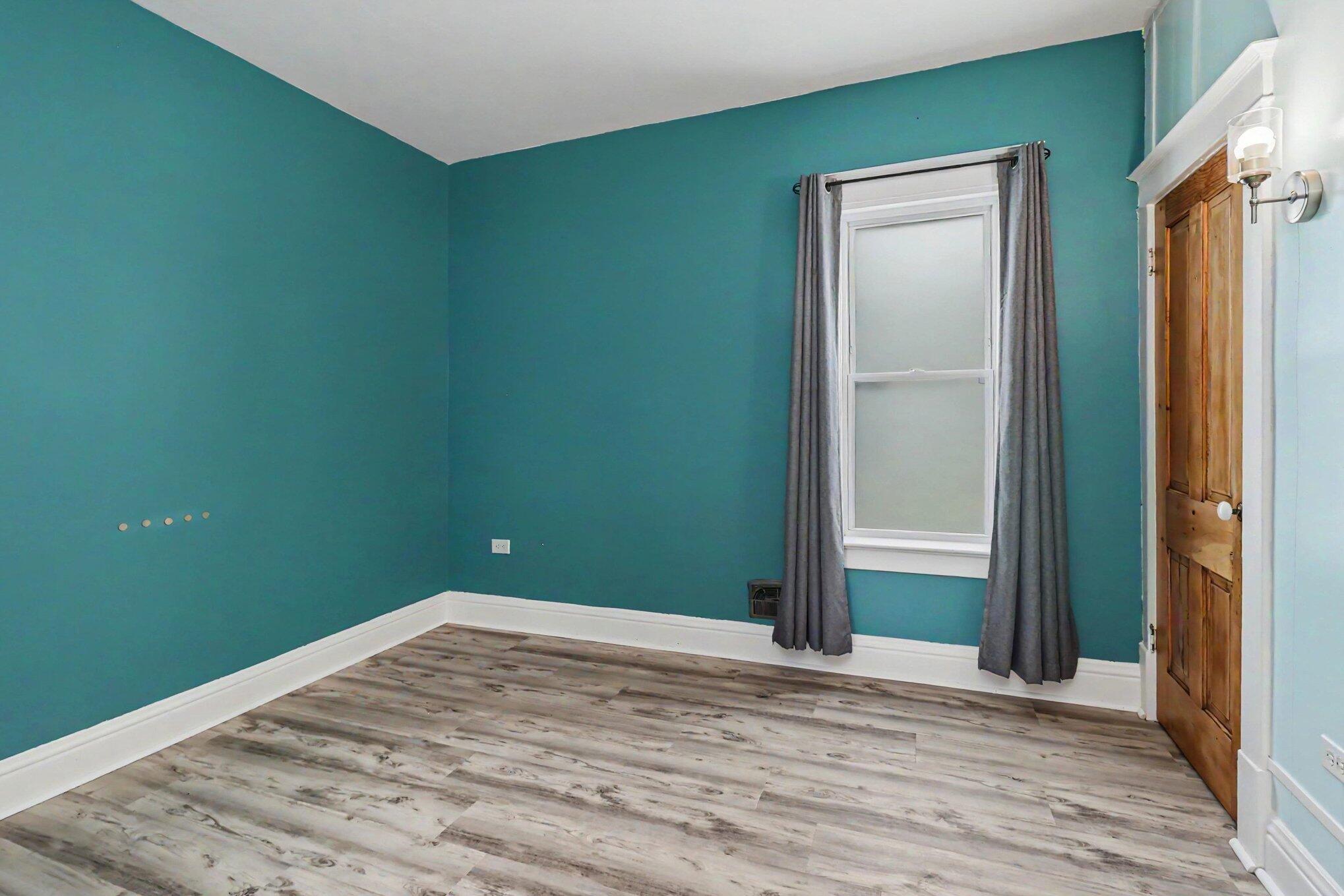 603 N Rowe Street Ludington MI 49431