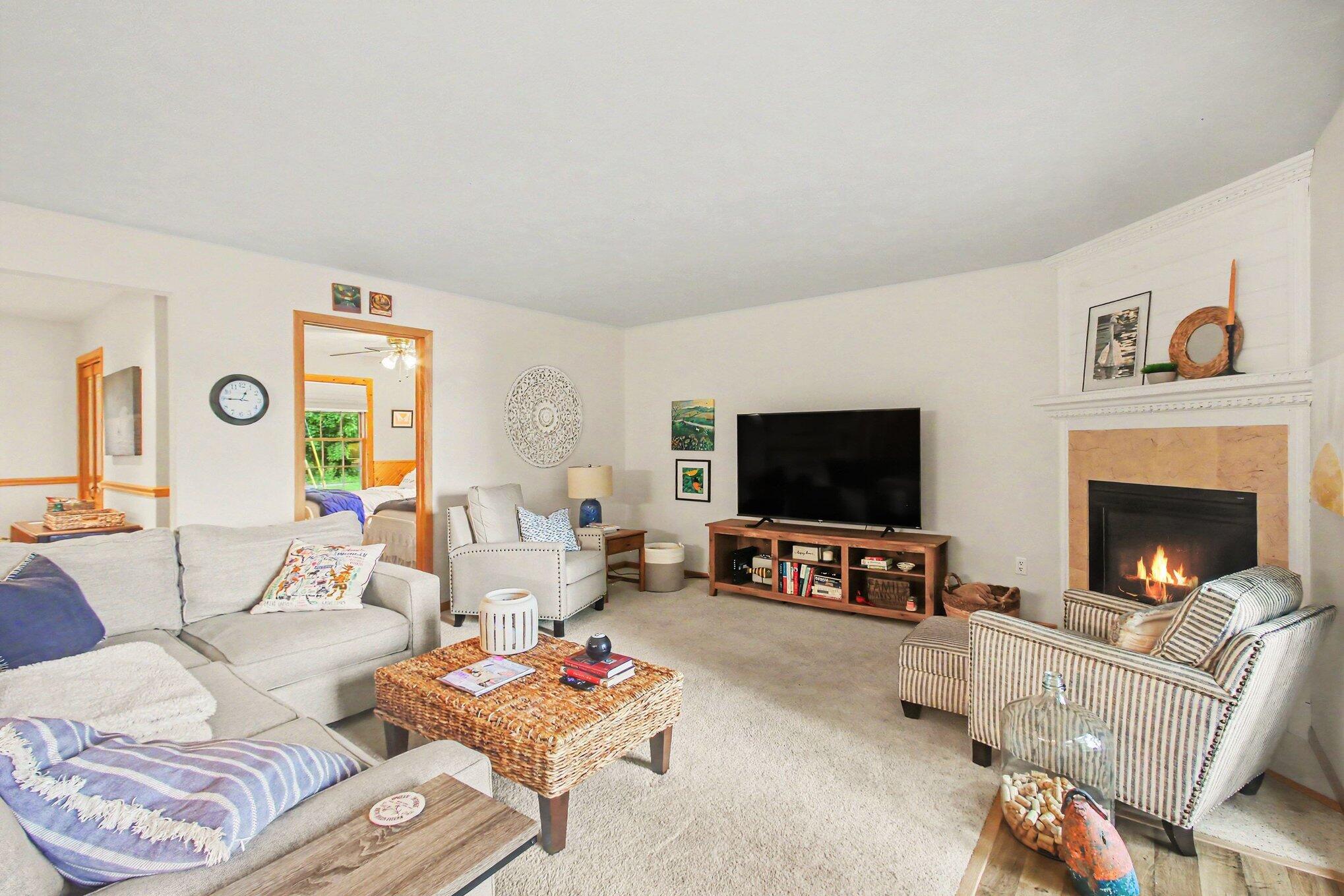46896 Meadow Lane Decatur MI 49045