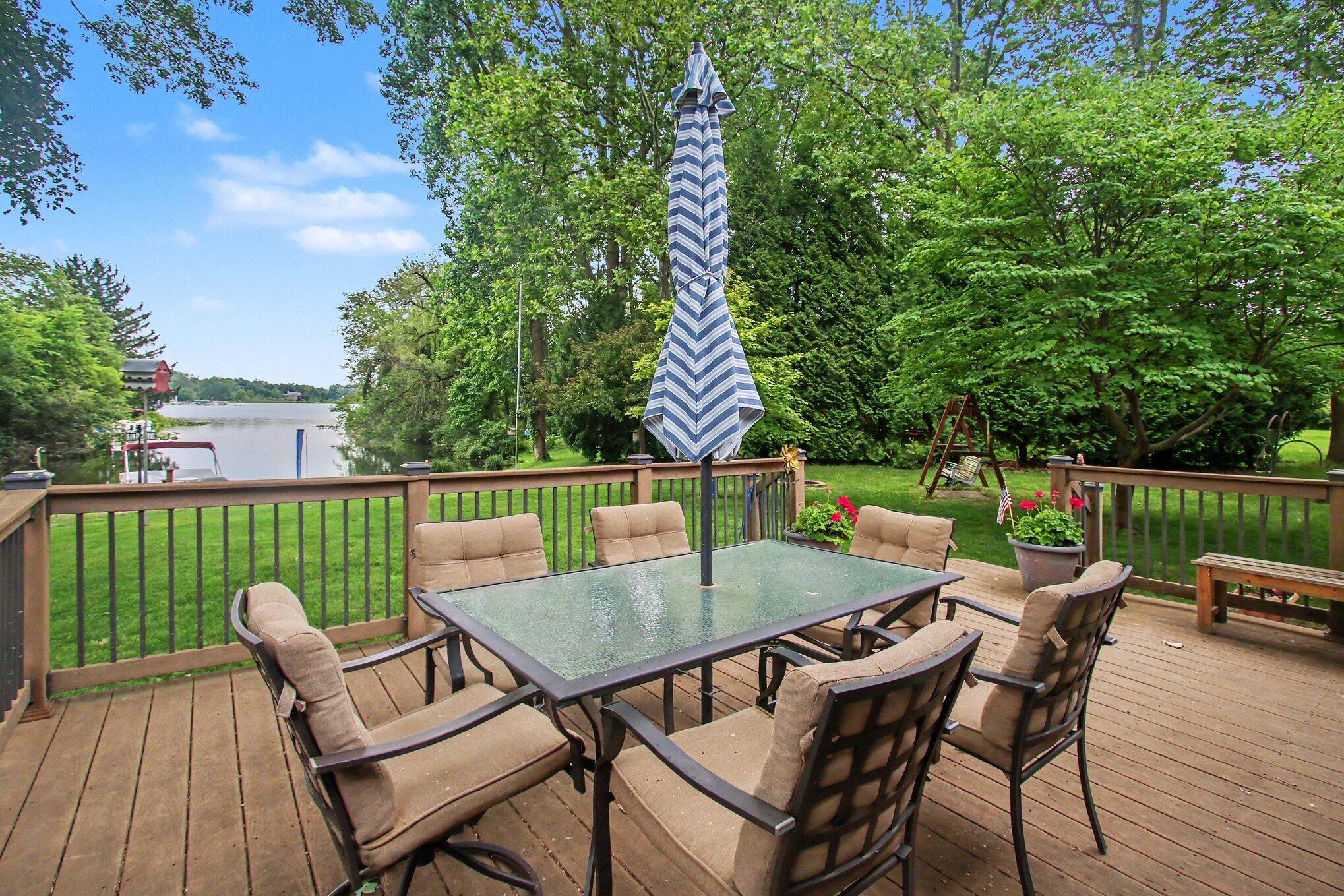 46896 Meadow Lane Decatur MI 49045