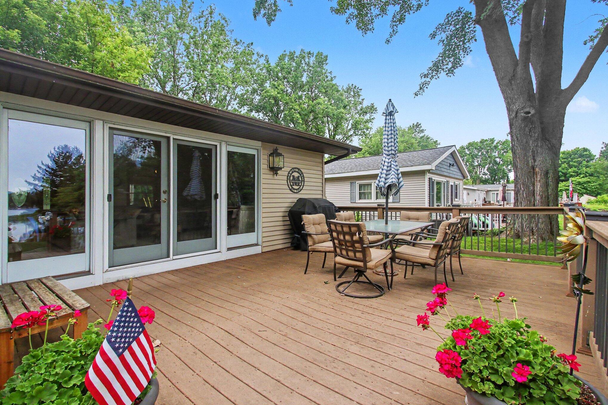 46896 Meadow Lane Decatur MI 49045