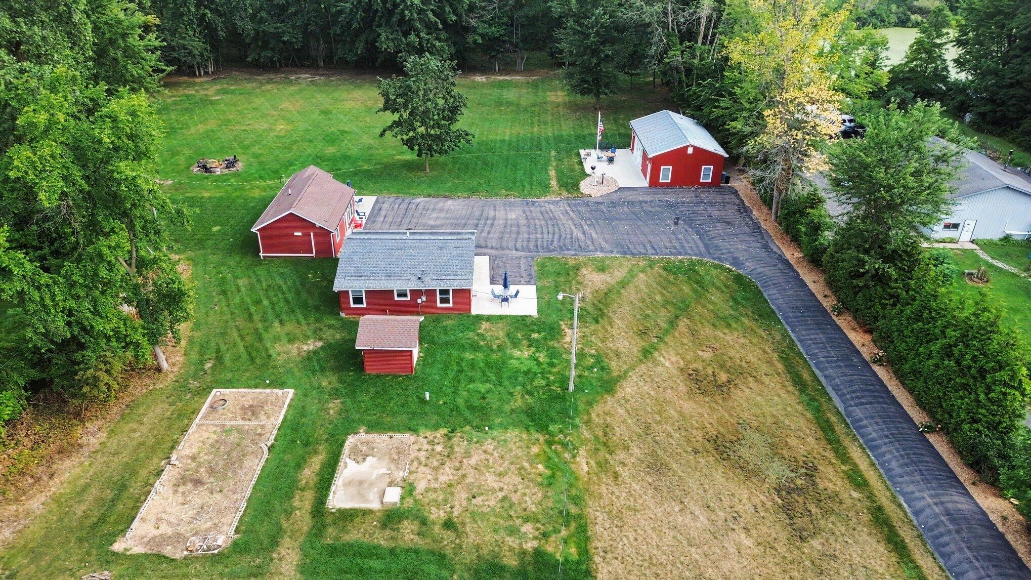 5568 Paw Paw Lake Road Coloma MI 49038