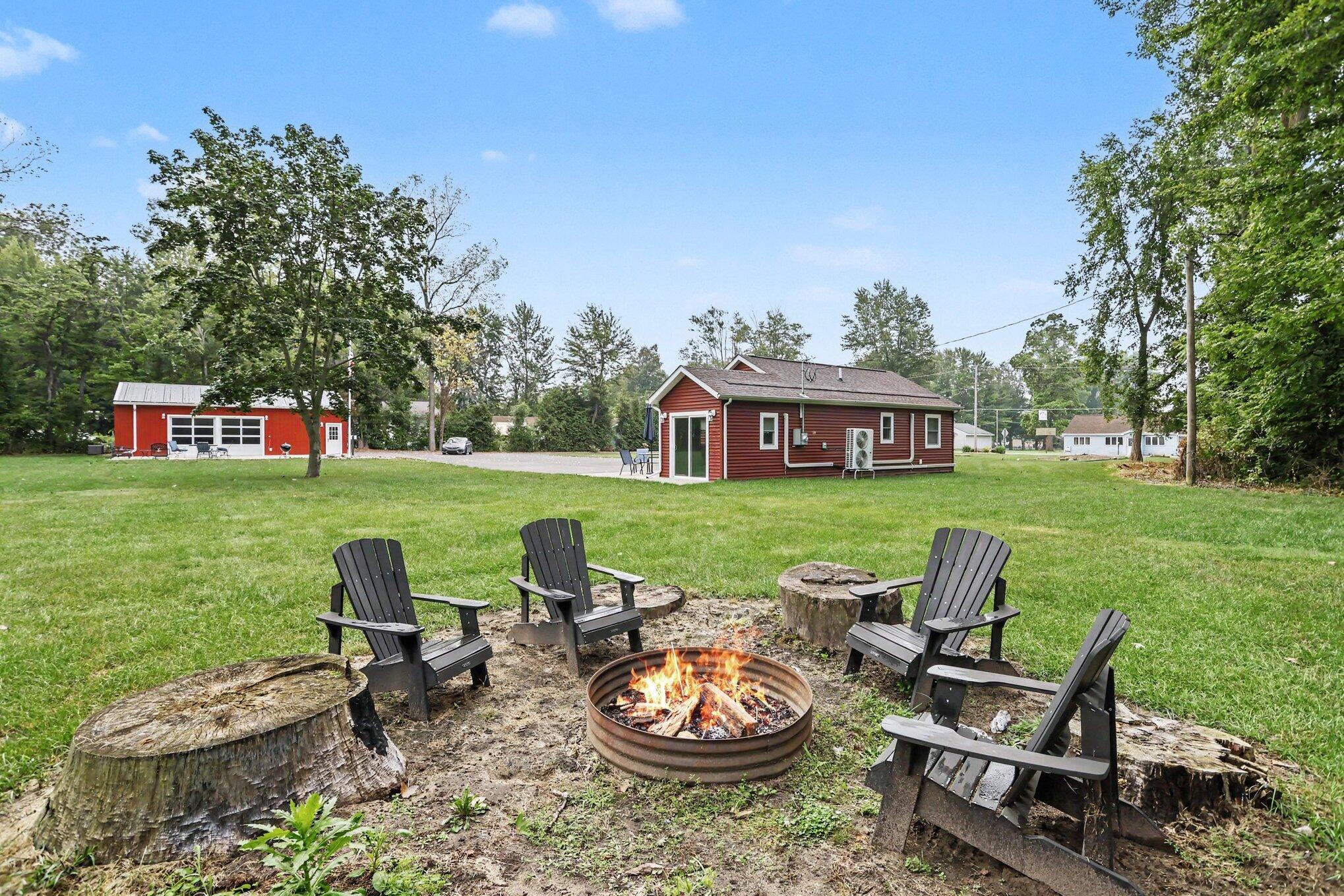 5568 Paw Paw Lake Road Coloma MI 49038