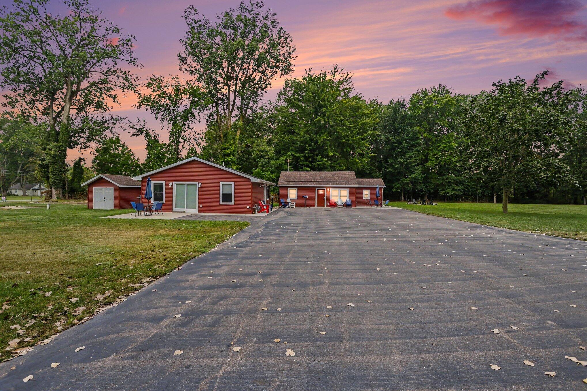 5568 Paw Paw Lake Road Coloma MI 49038