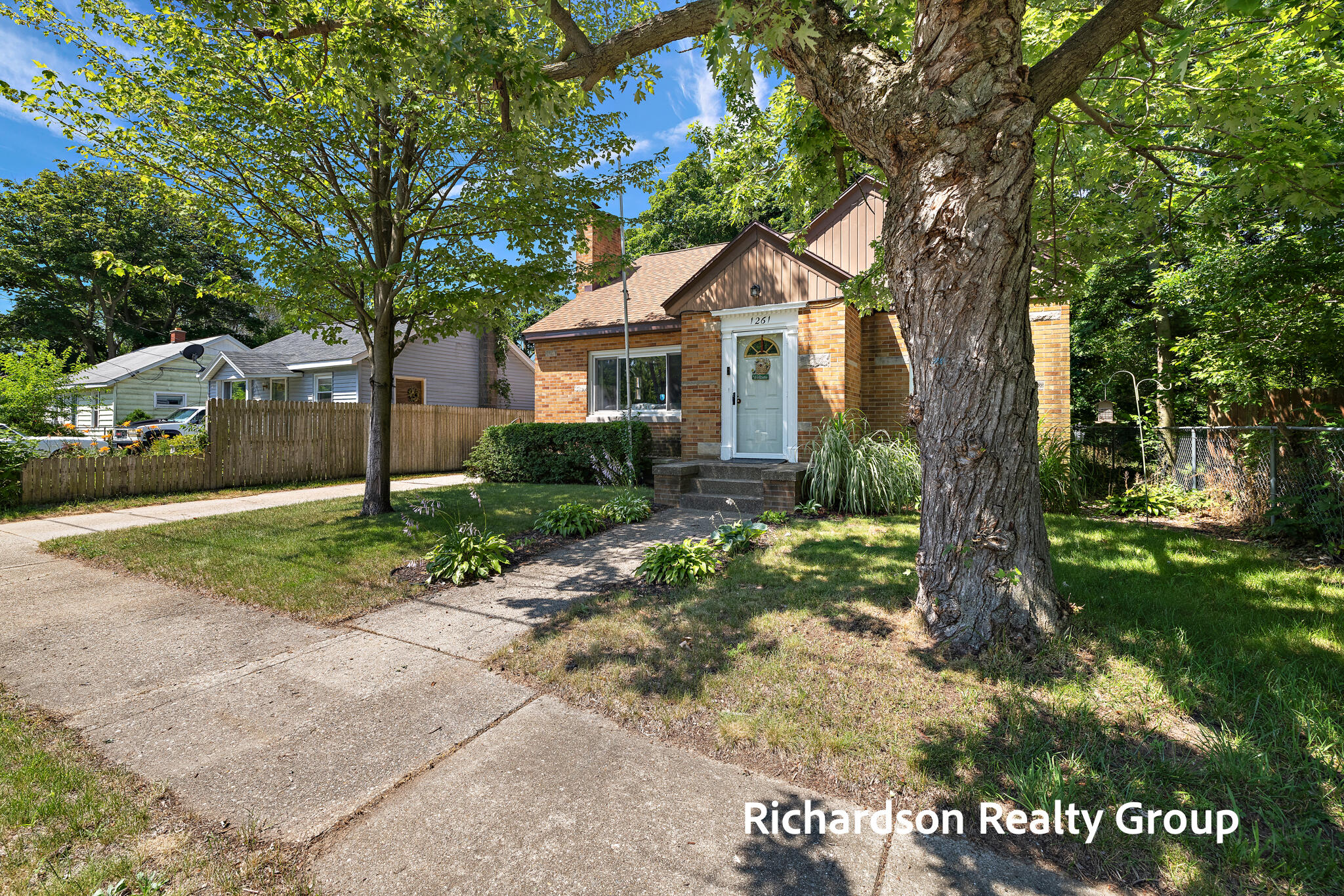 1261 Graf Street Muskegon MI 49442