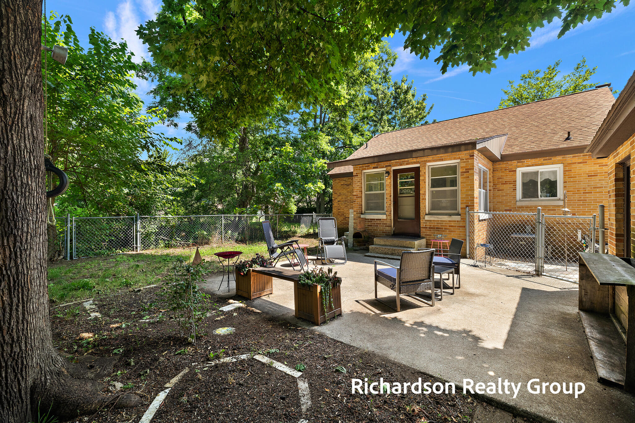 1261 Graf Street Muskegon MI 49442