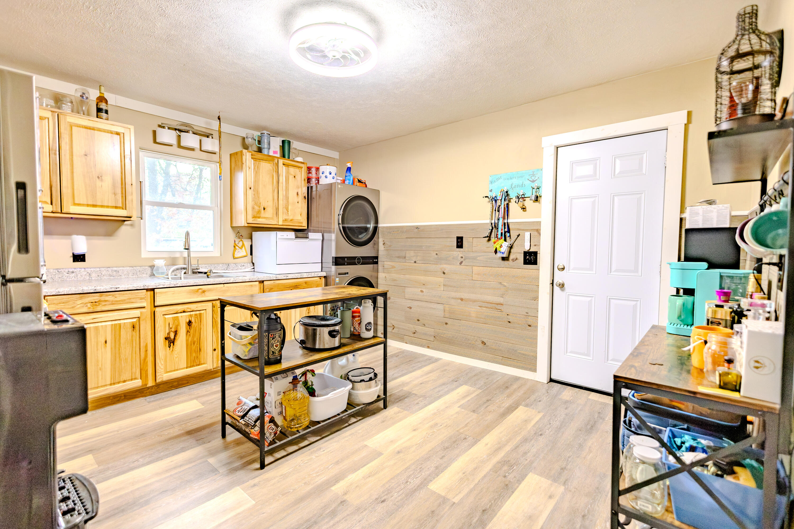 2907 Worden Street Norton Shores MI 49444
