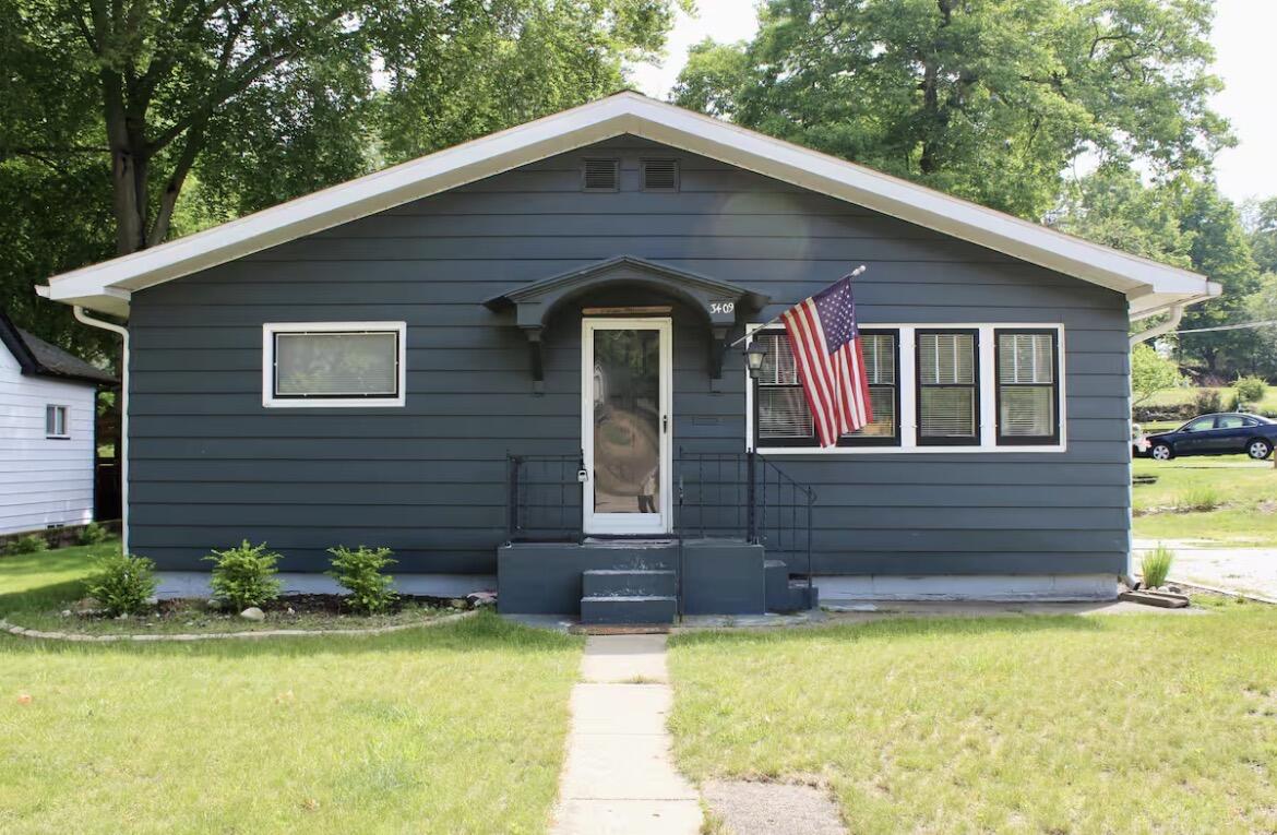 3409 Plum Avenue Muskegon MI 49441