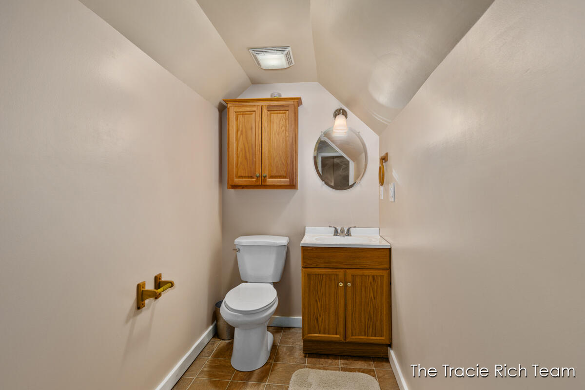 918 Lafayette Avenue NE Grand Rapids MI 49503