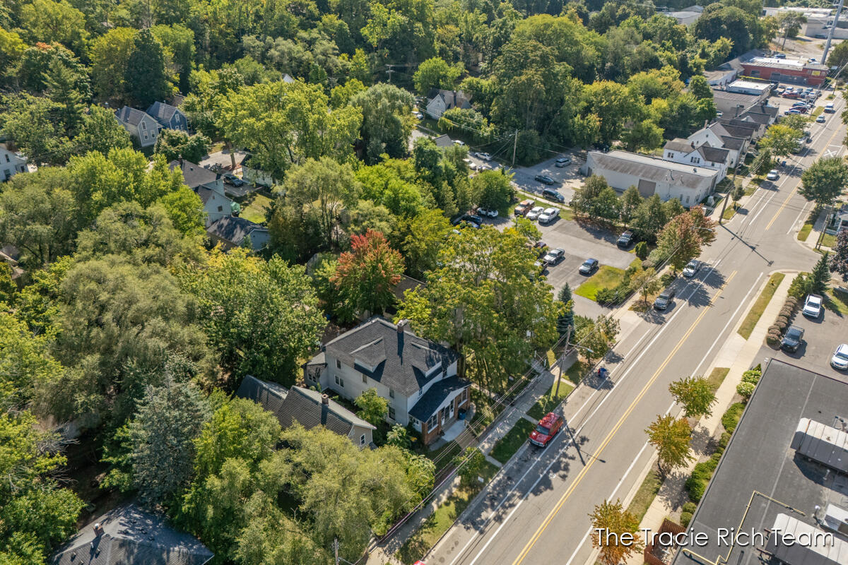 918 Lafayette Avenue NE Grand Rapids MI 49503