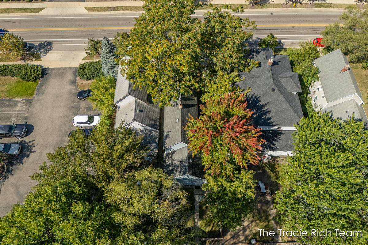 918 Lafayette Avenue NE Grand Rapids MI 49503