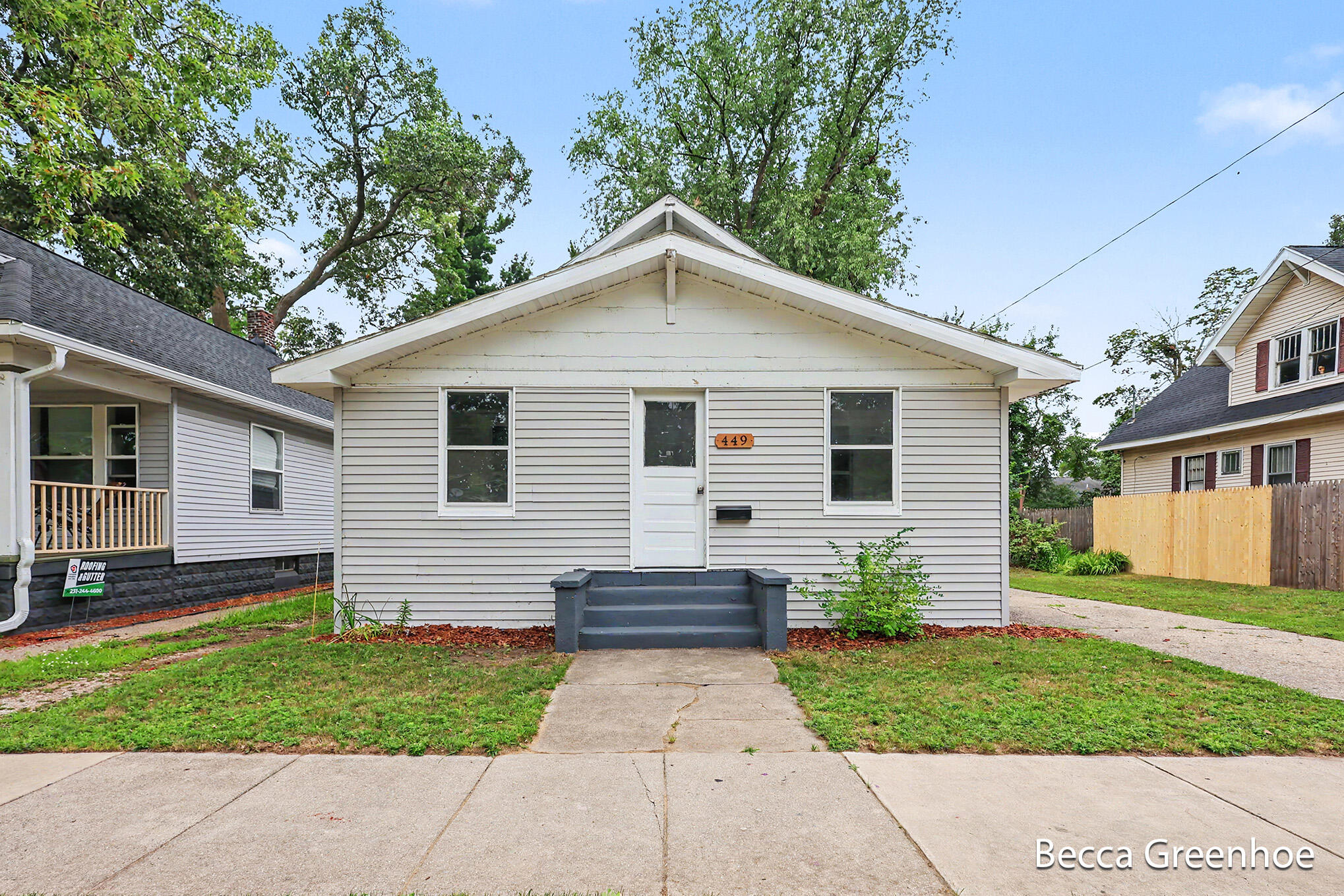 449 Leonard Avenue Muskegon MI 49442